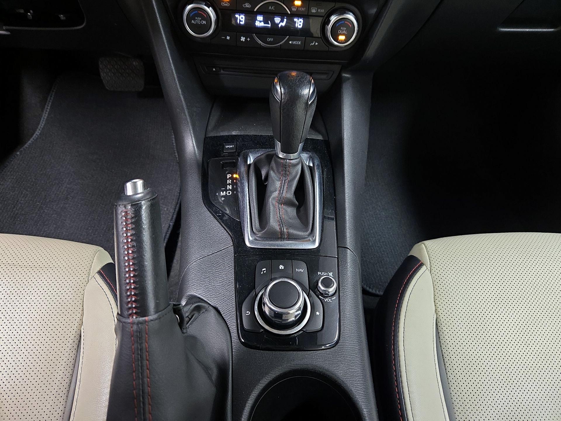 Thumbnail: 2014 Mazda Mazda3 - 18