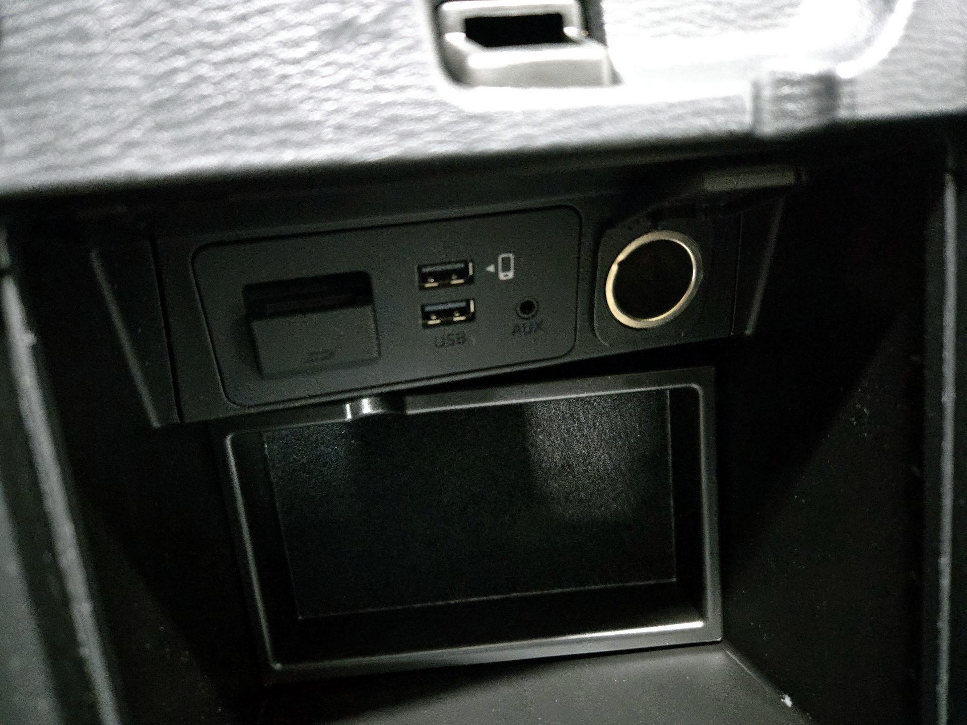 Thumbnail: 2014 Mazda Mazda3 - 19