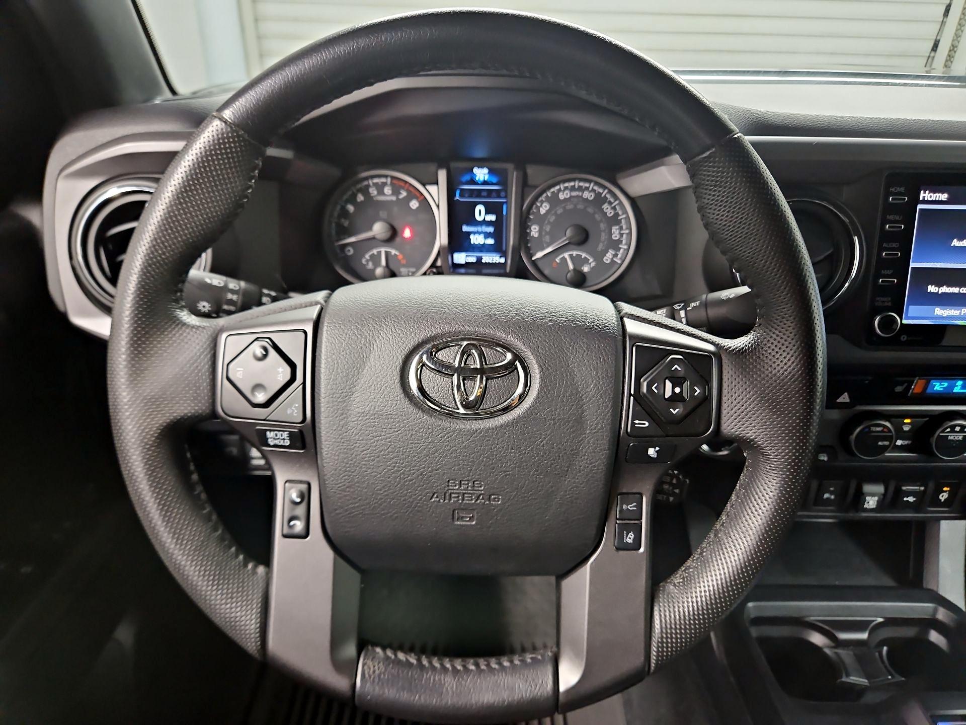 Thumbnail: 2022 Toyota Tacoma - 10