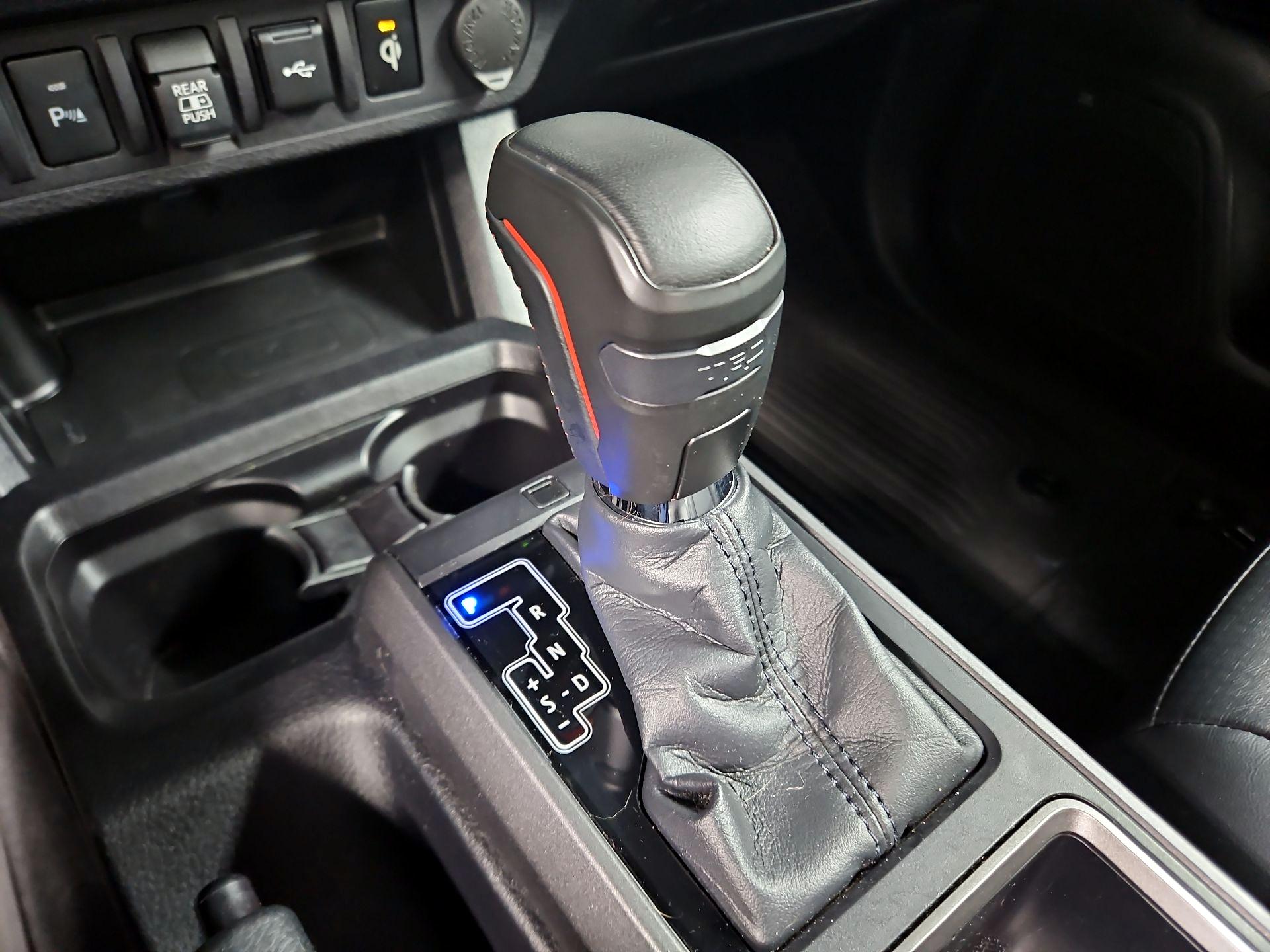Thumbnail: 2022 Toyota Tacoma - 18