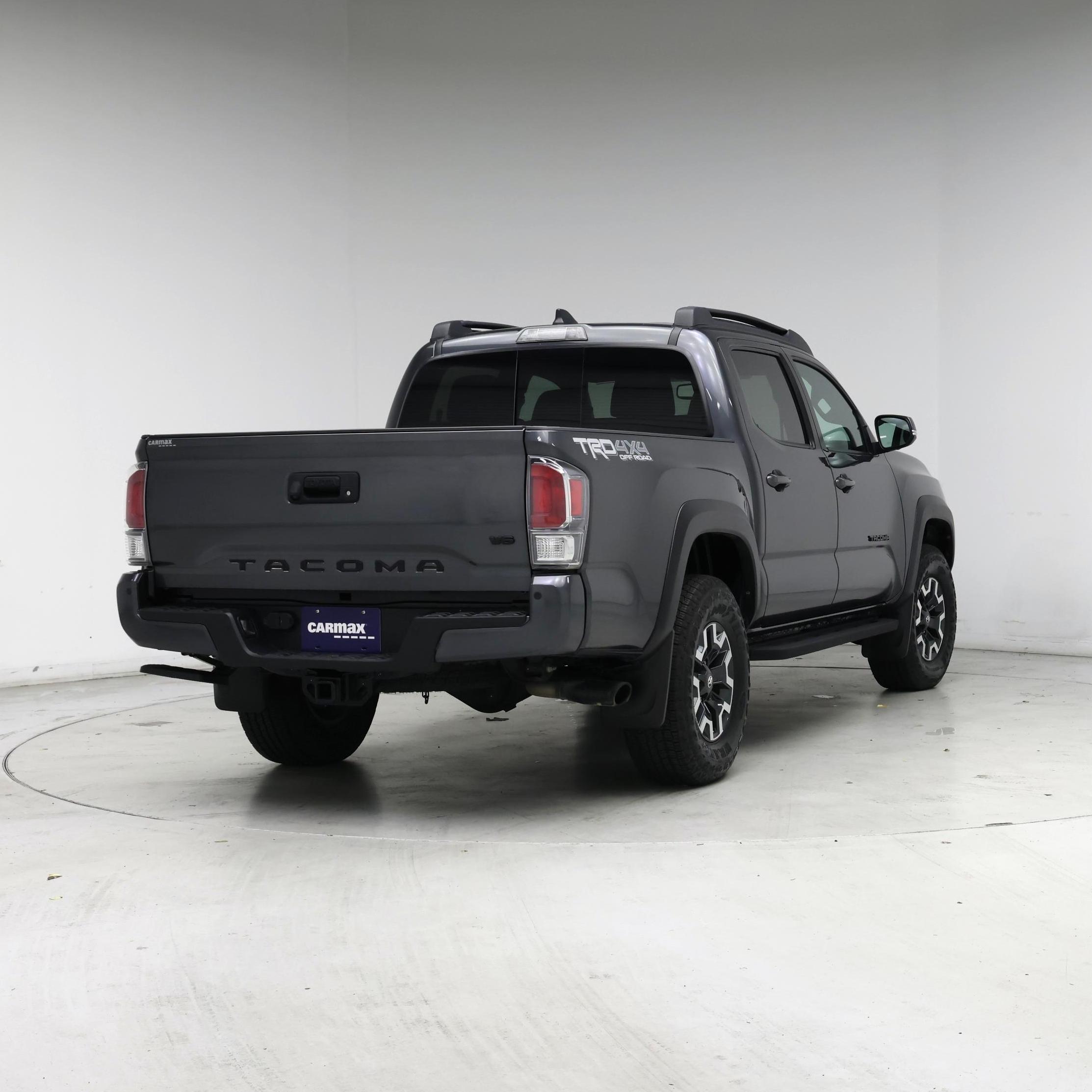 Thumbnail: 2022 Toyota Tacoma - 8