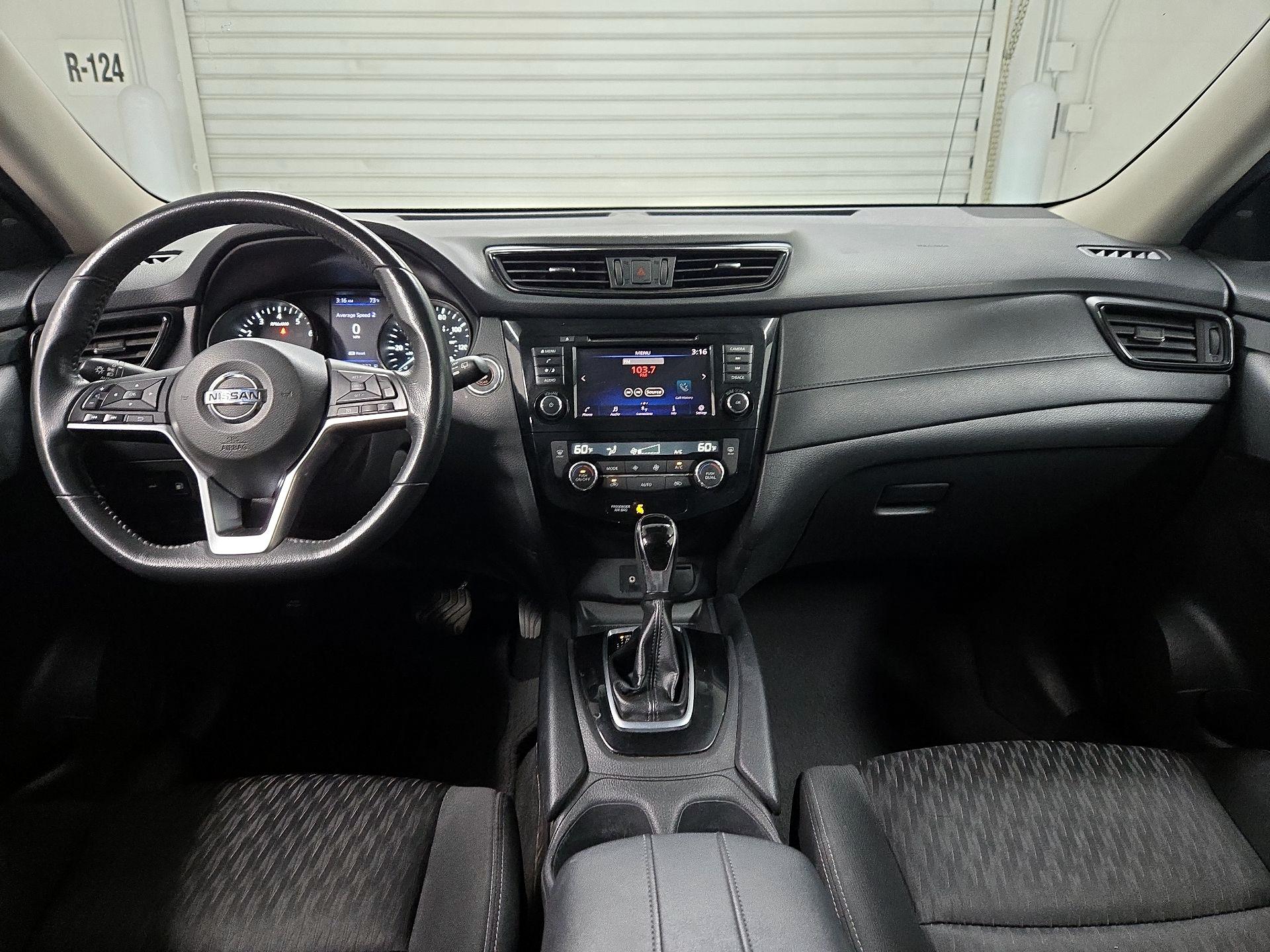 Thumbnail: 2018 Nissan Rogue - 9
