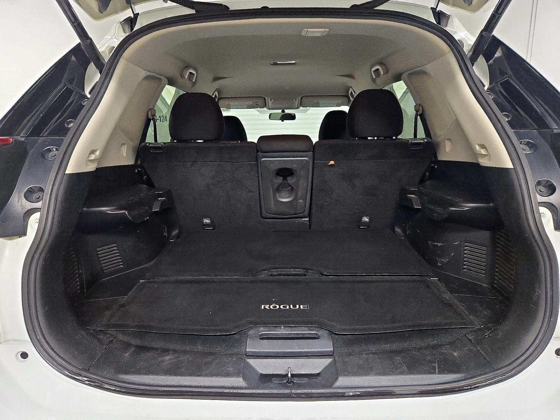 Thumbnail: 2018 Nissan Rogue - 20