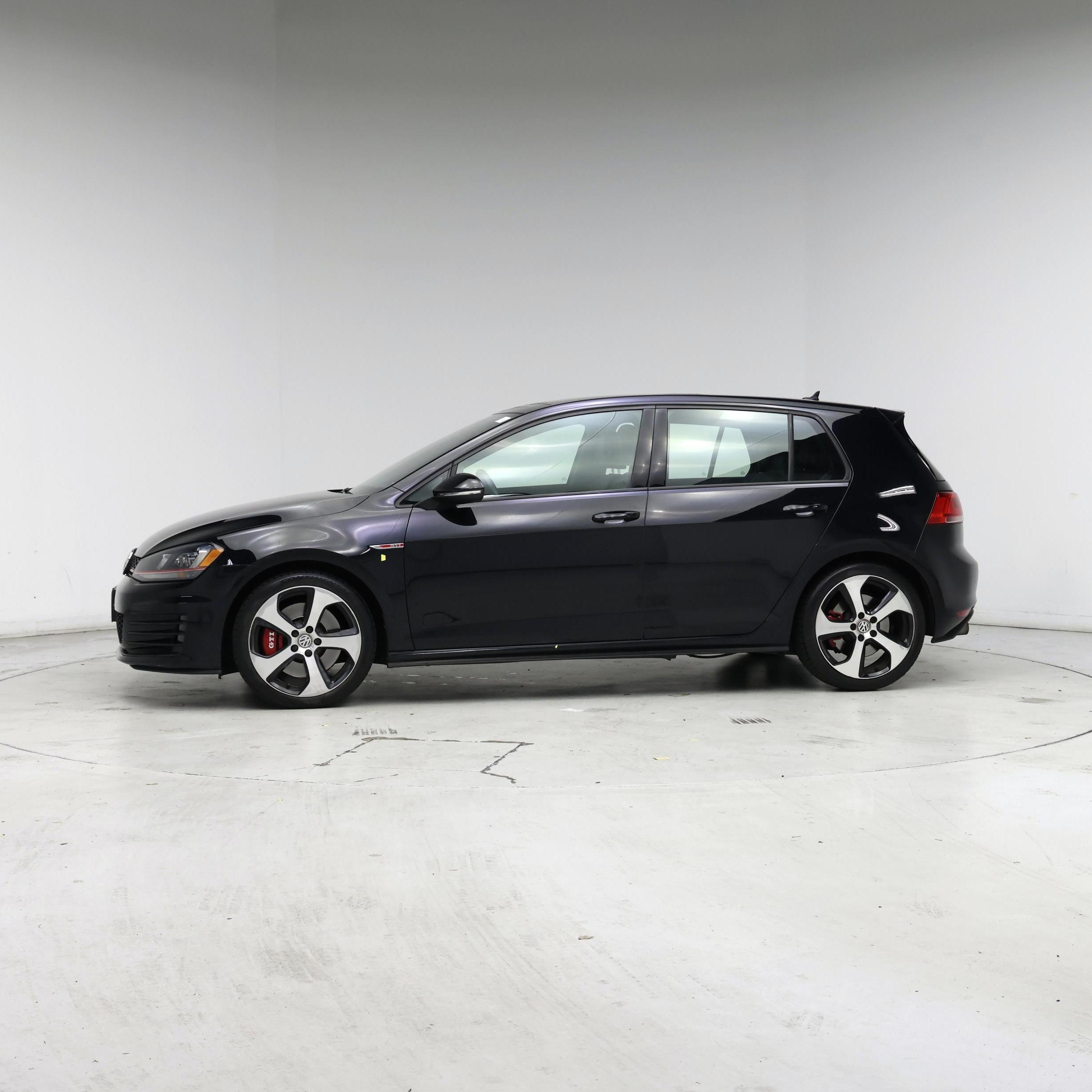 Thumbnail: 2016 Volkswagen Golf - 3