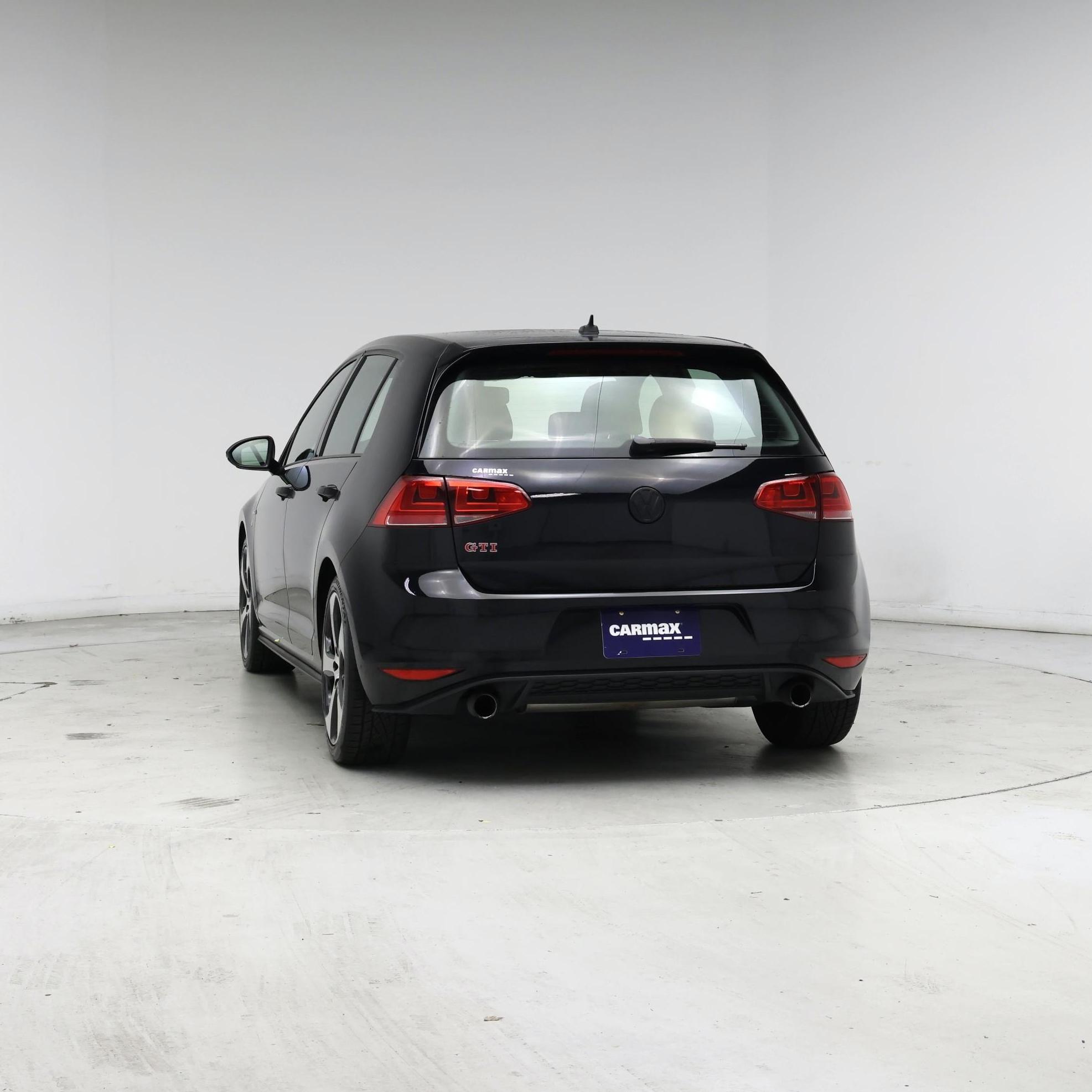 Thumbnail: 2016 Volkswagen Golf - 6