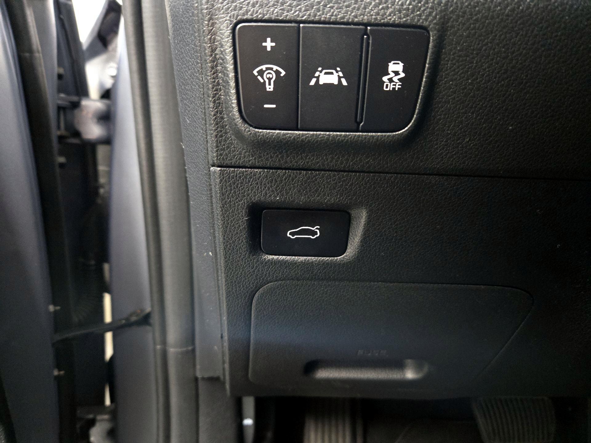 Thumbnail: 2021 Kia K5 - 13