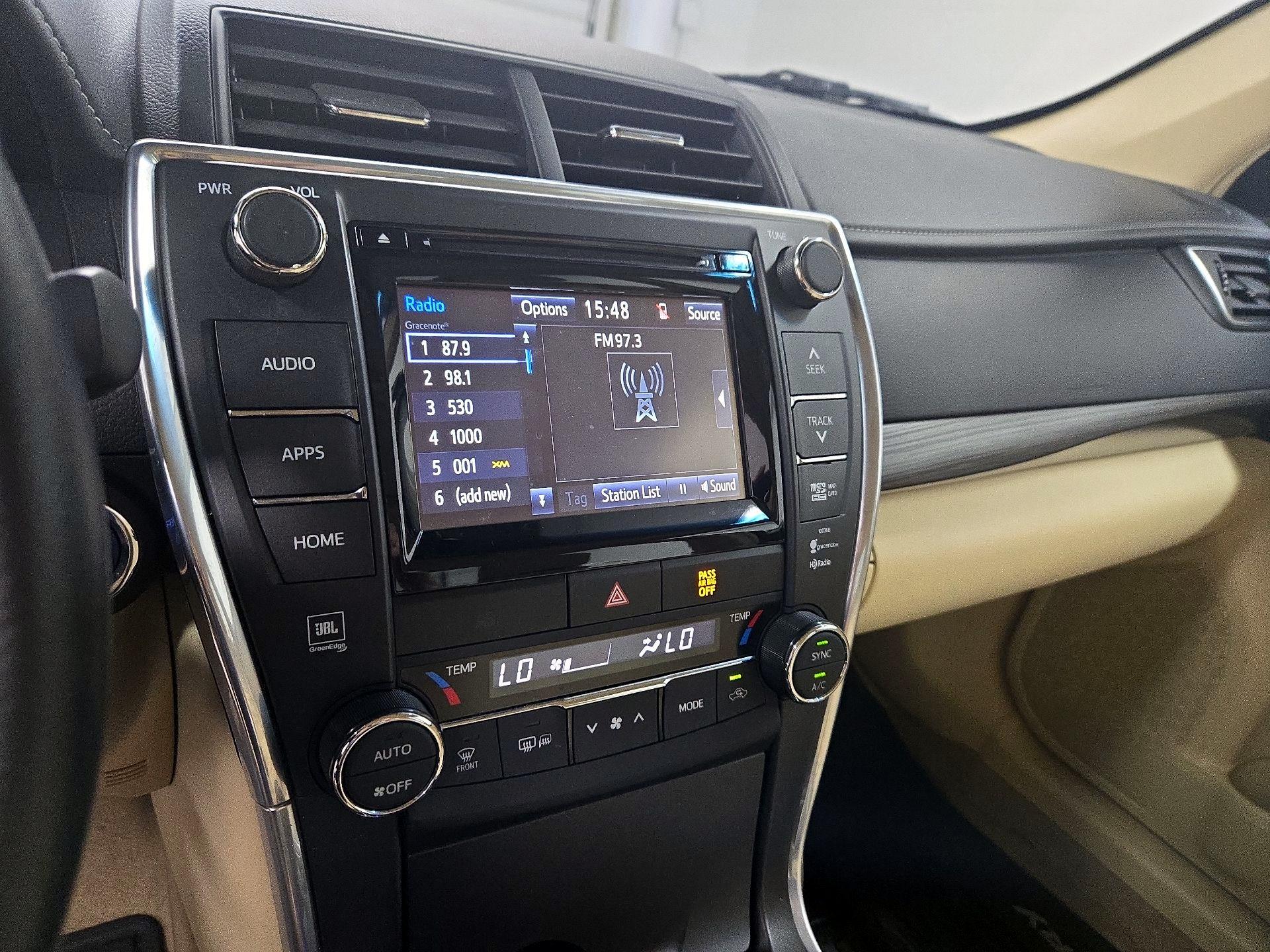 Thumbnail: 2015 Toyota Camry - 15