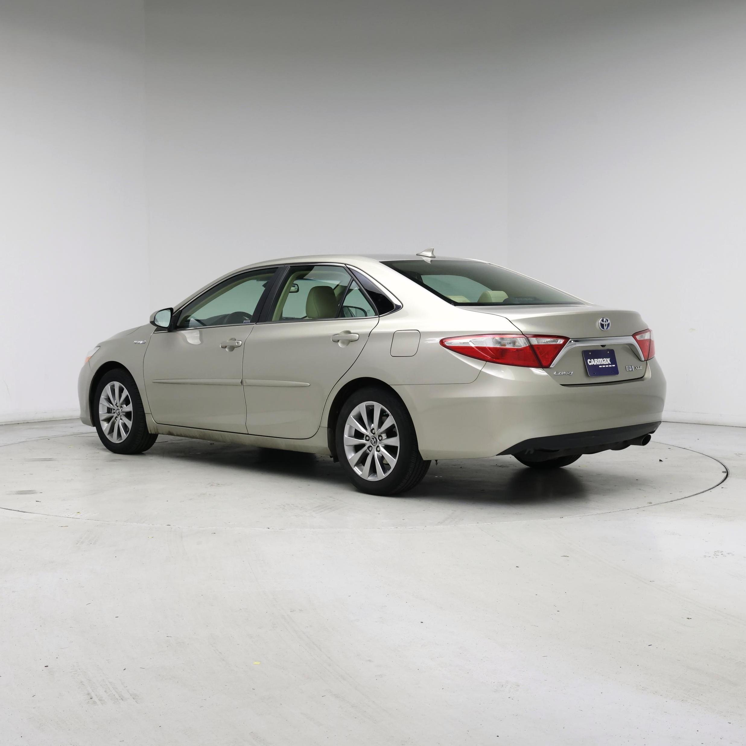 Thumbnail: 2015 Toyota Camry - 2