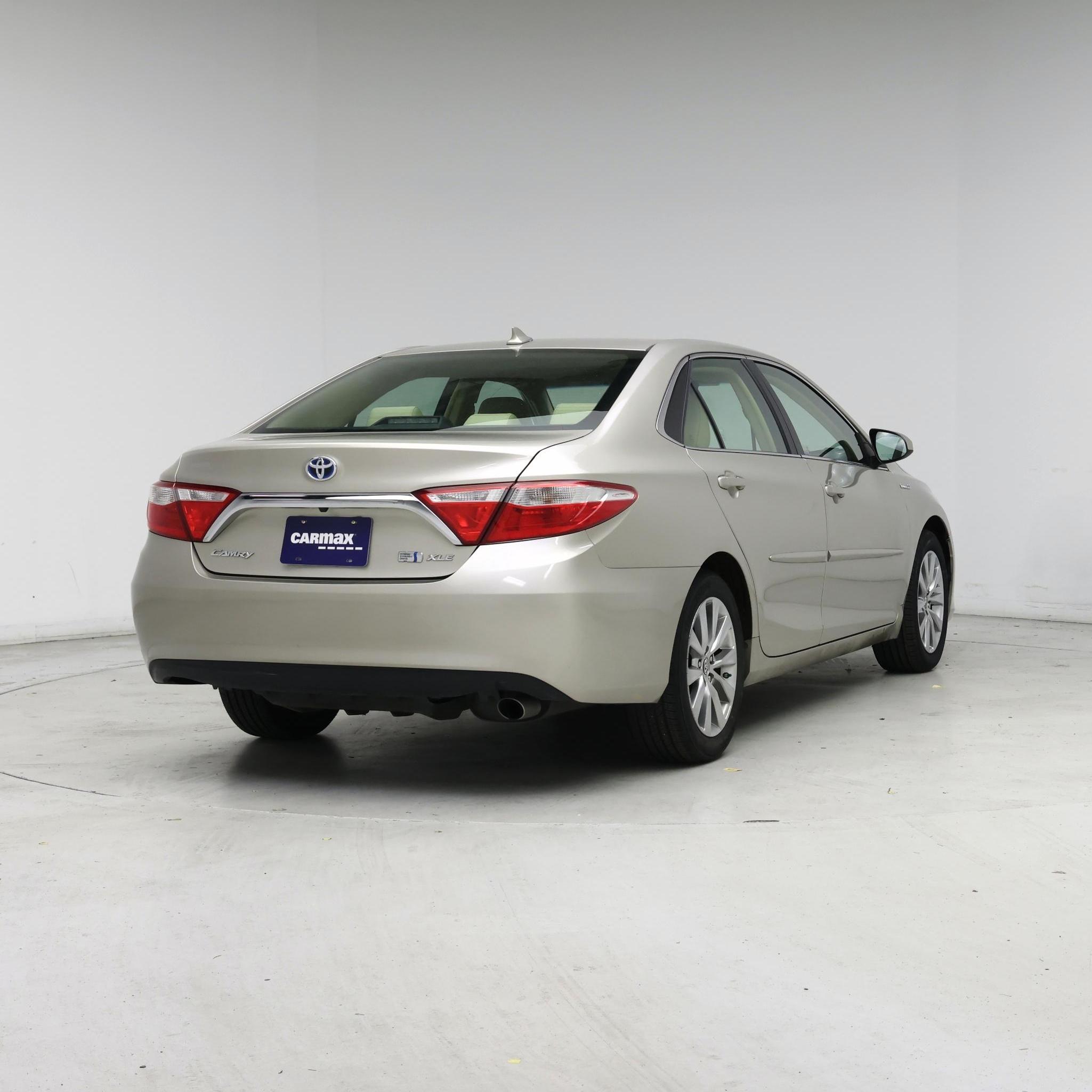Thumbnail: 2015 Toyota Camry - 8