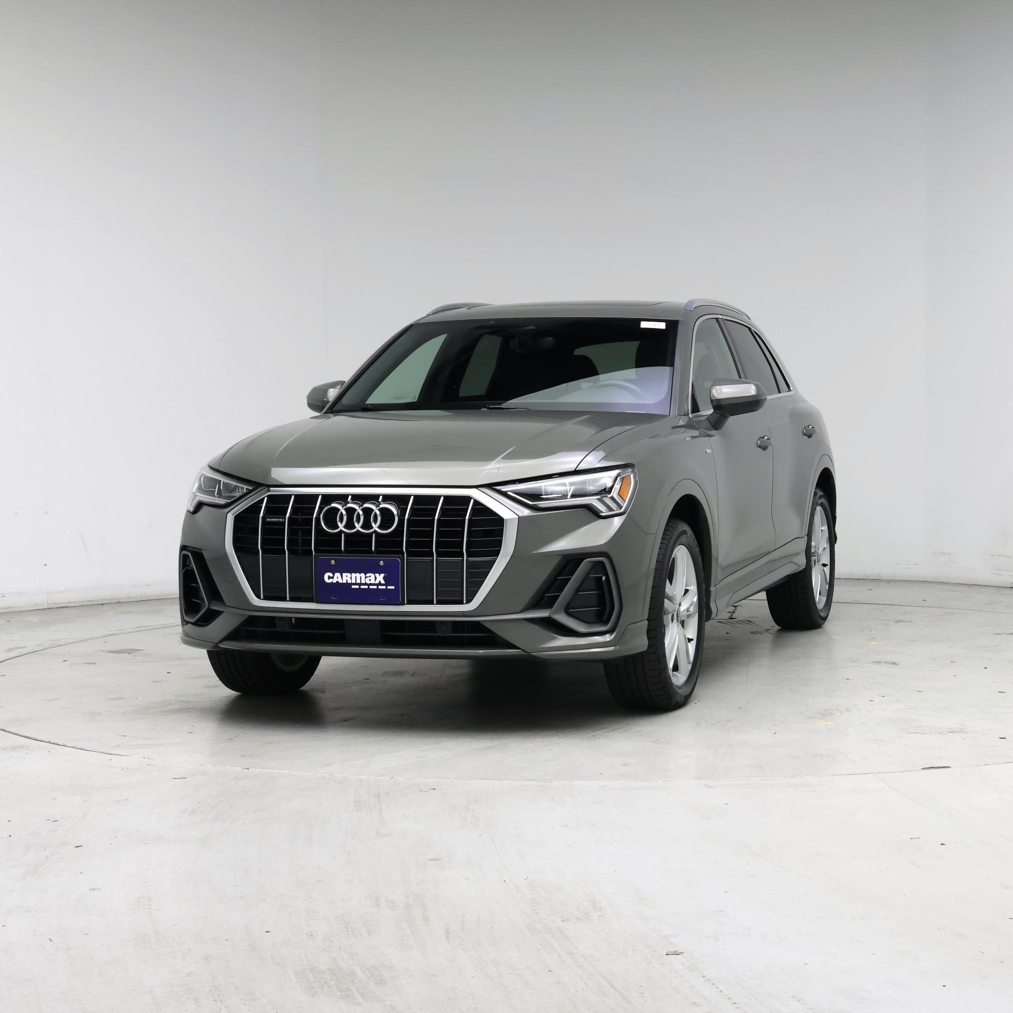 Thumbnail: 2021 Audi Q3 - 4