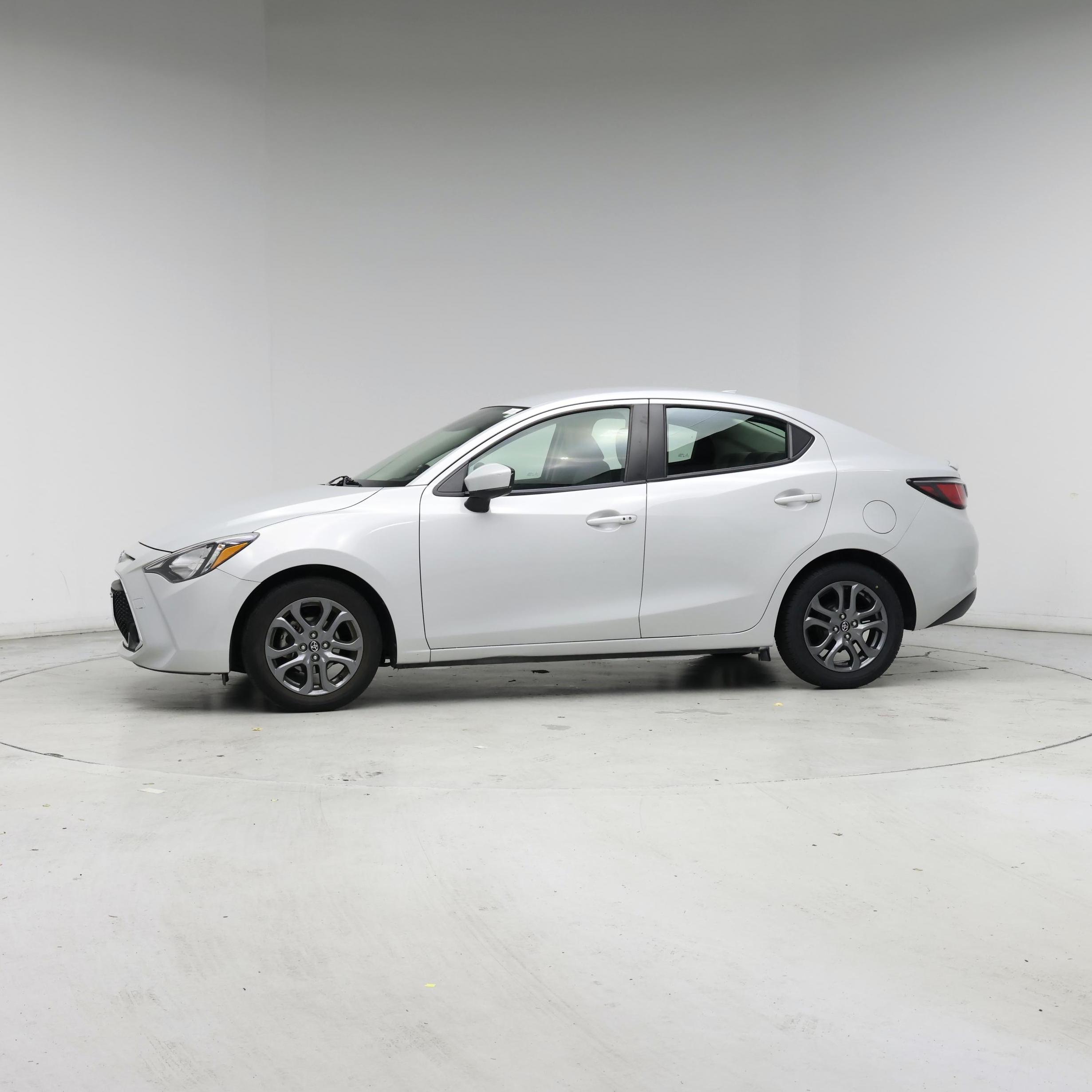 Thumbnail: 2019 Toyota Yaris - 3