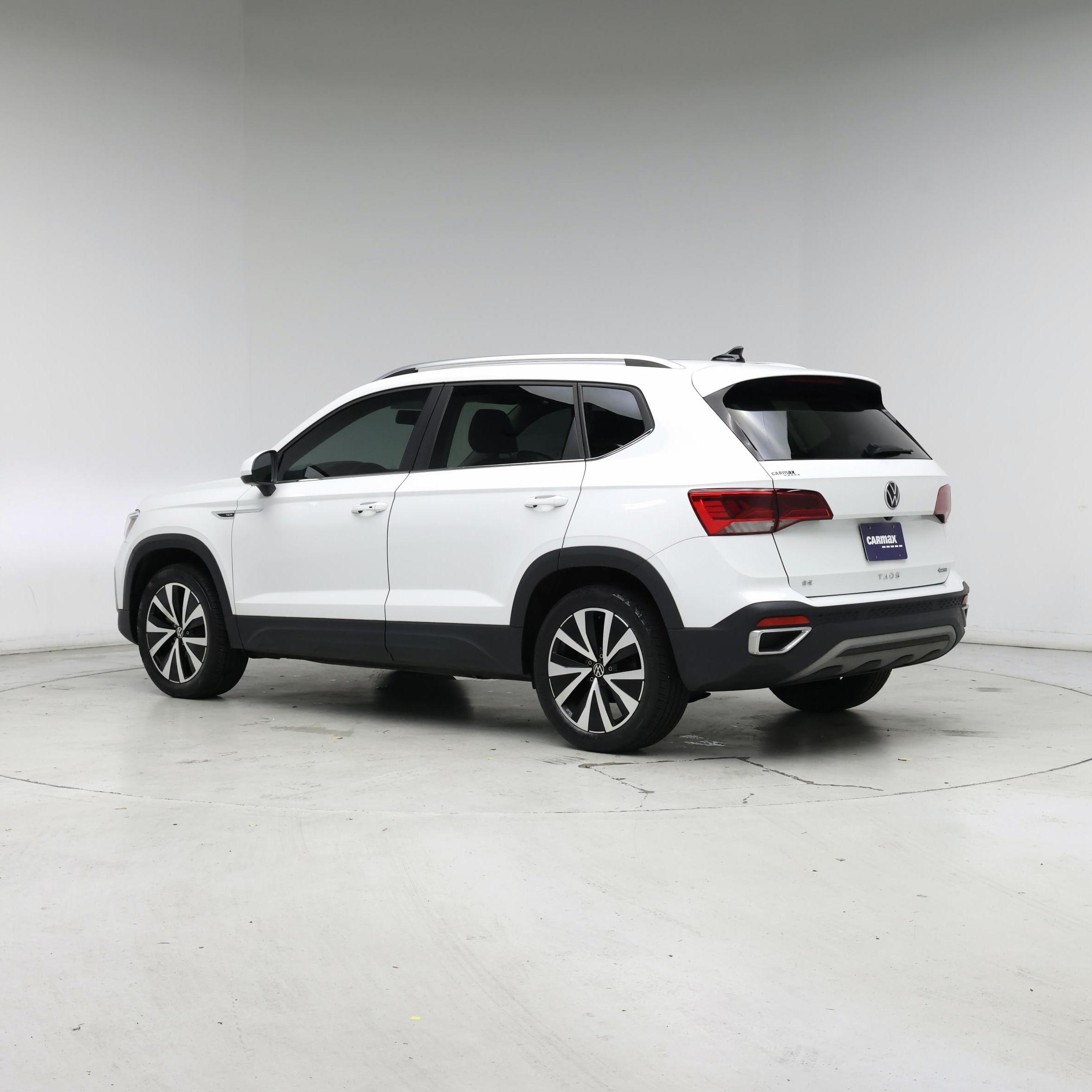 Thumbnail: 2022 Volkswagen Taos - 2