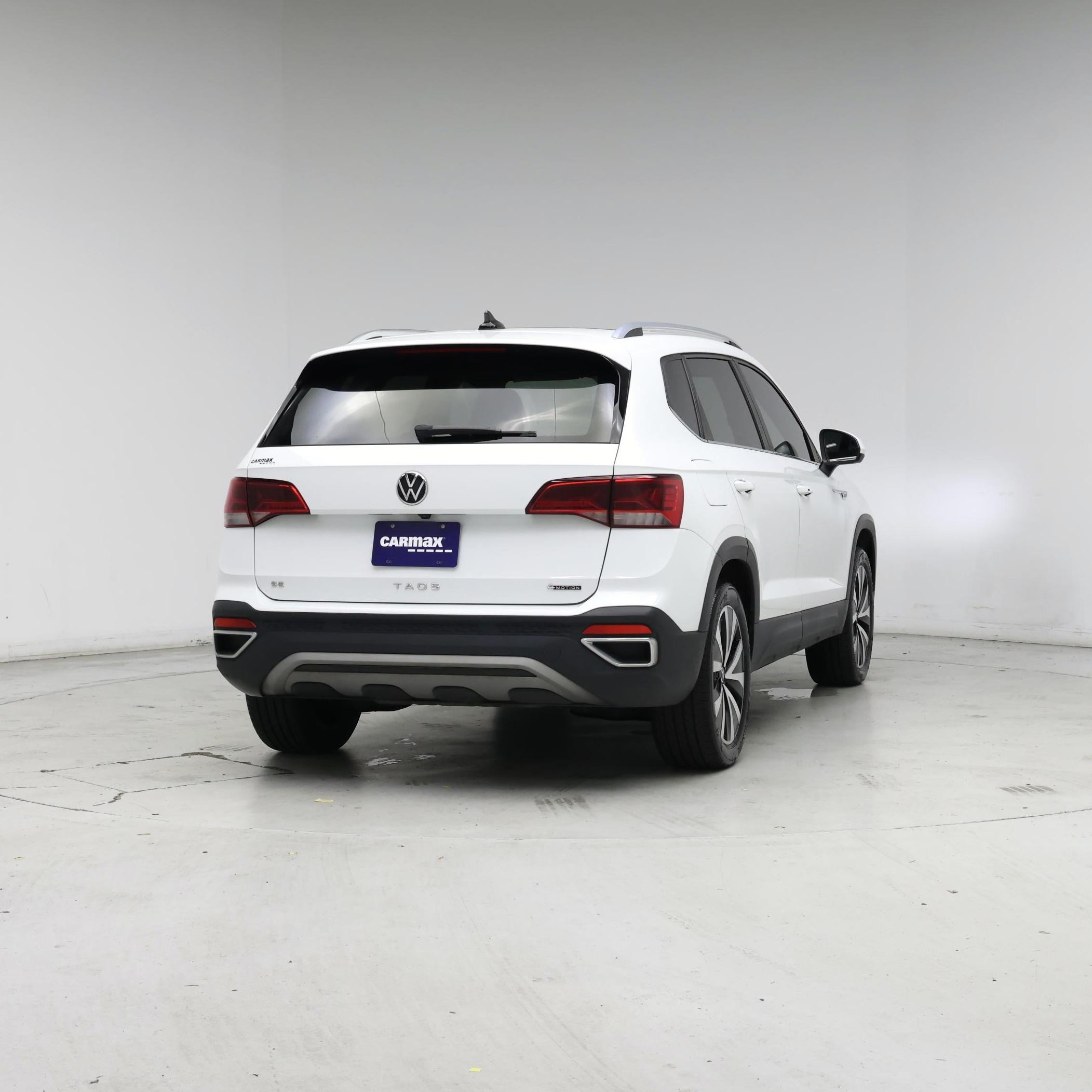 Thumbnail: 2022 Volkswagen Taos - 8