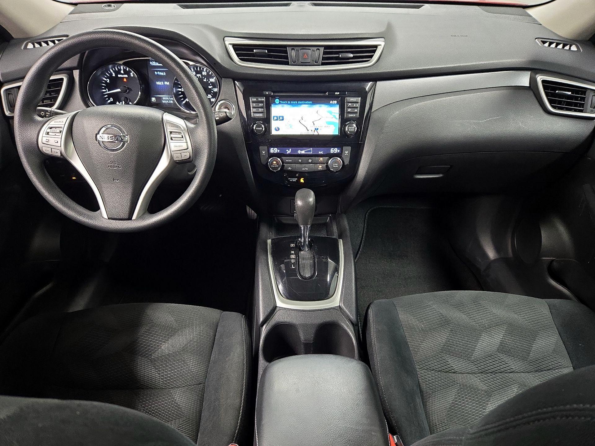 Thumbnail: 2016 Nissan Rogue - 9