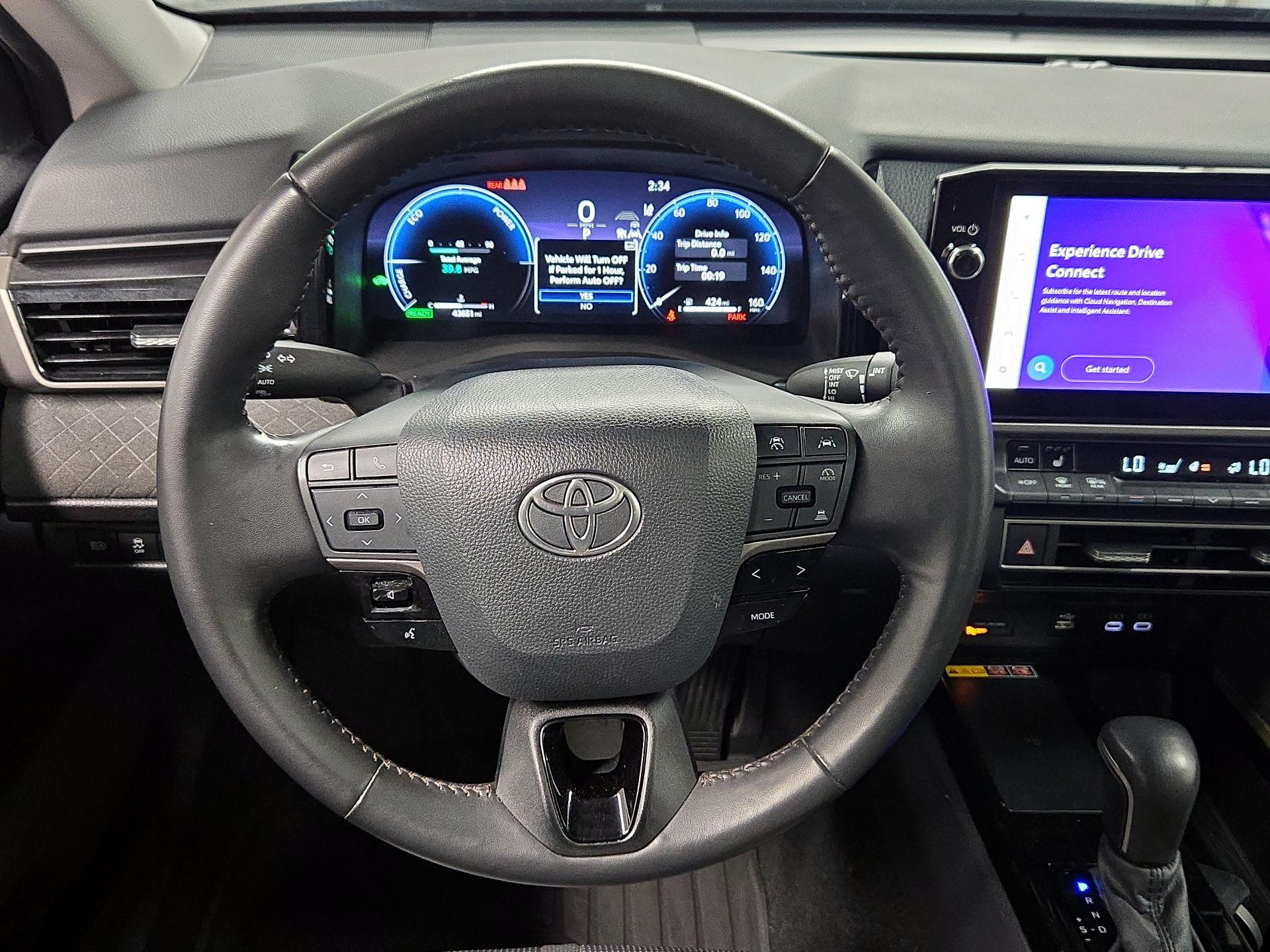 Thumbnail: 2025 Toyota Camry - 10
