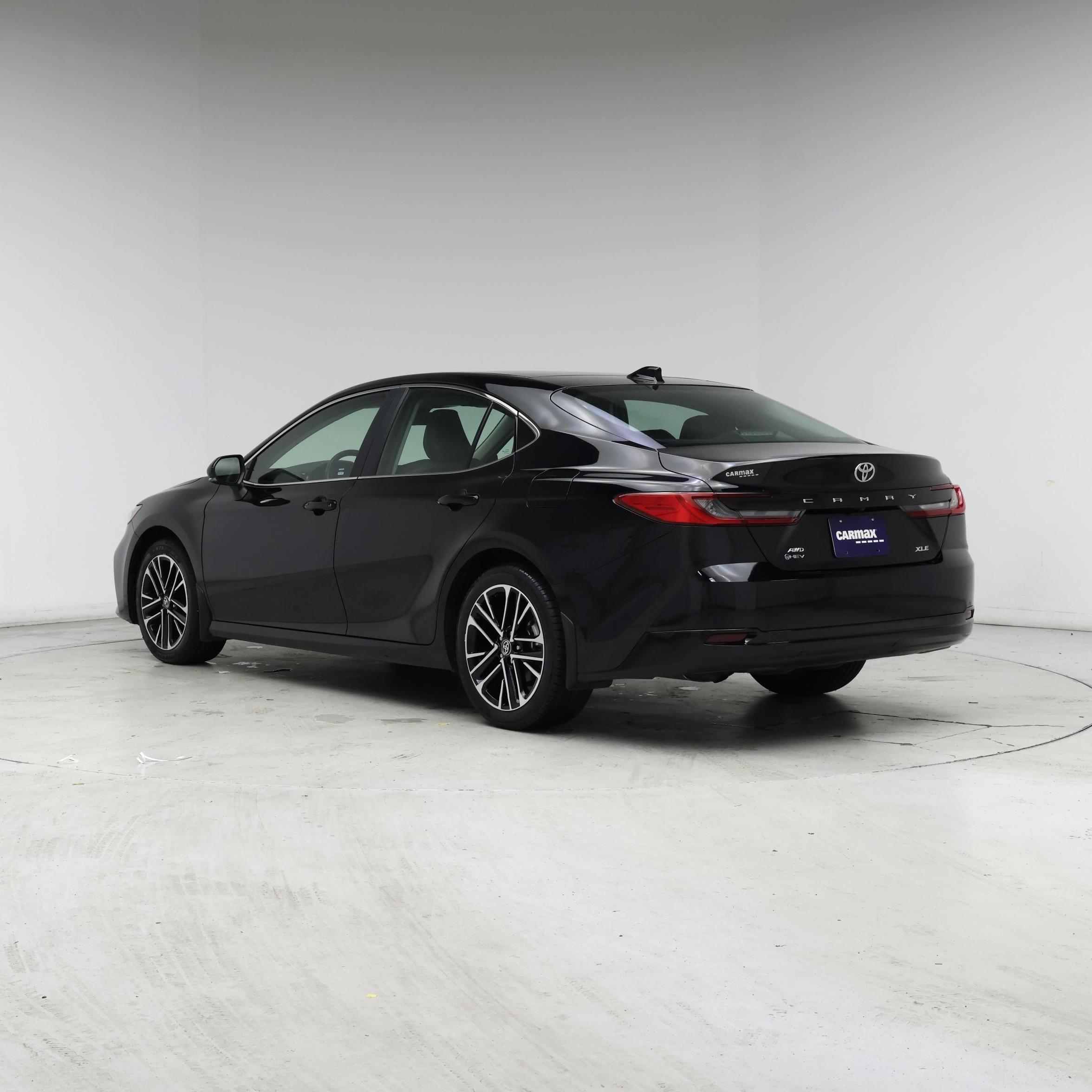 Thumbnail: 2025 Toyota Camry - 2
