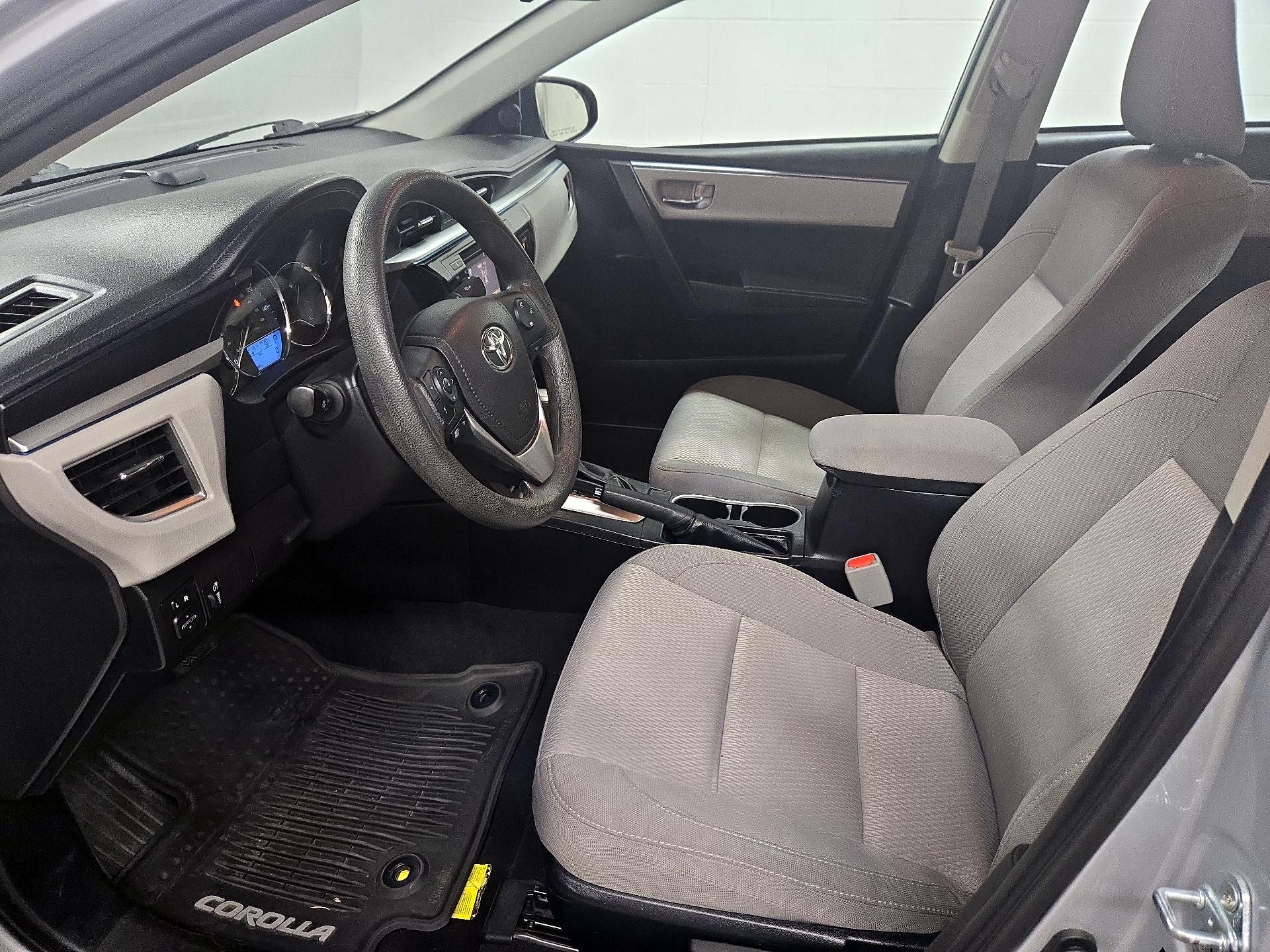 Thumbnail: 2014 Toyota Corolla - 11