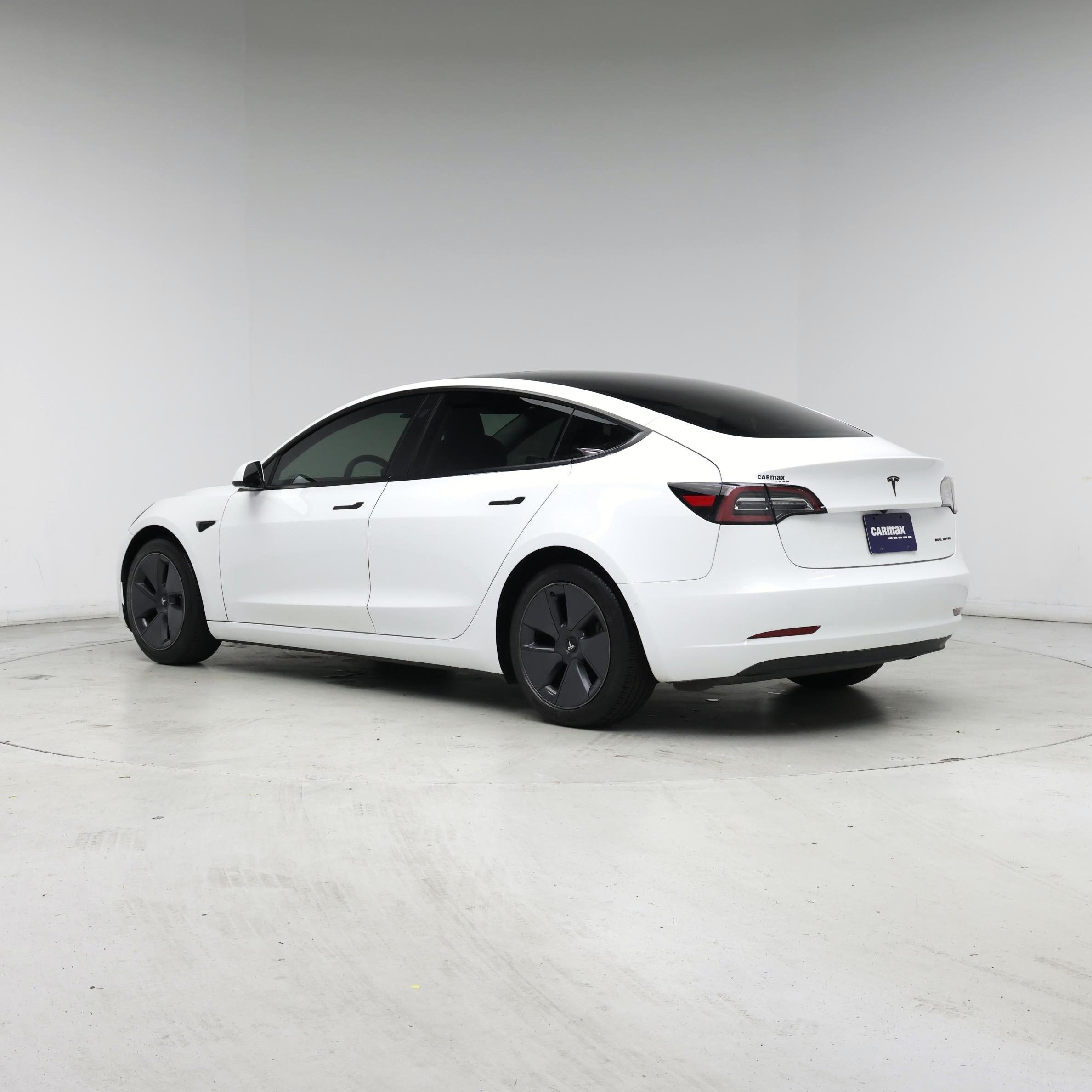 Thumbnail: 2022 Tesla Model 3 - 2