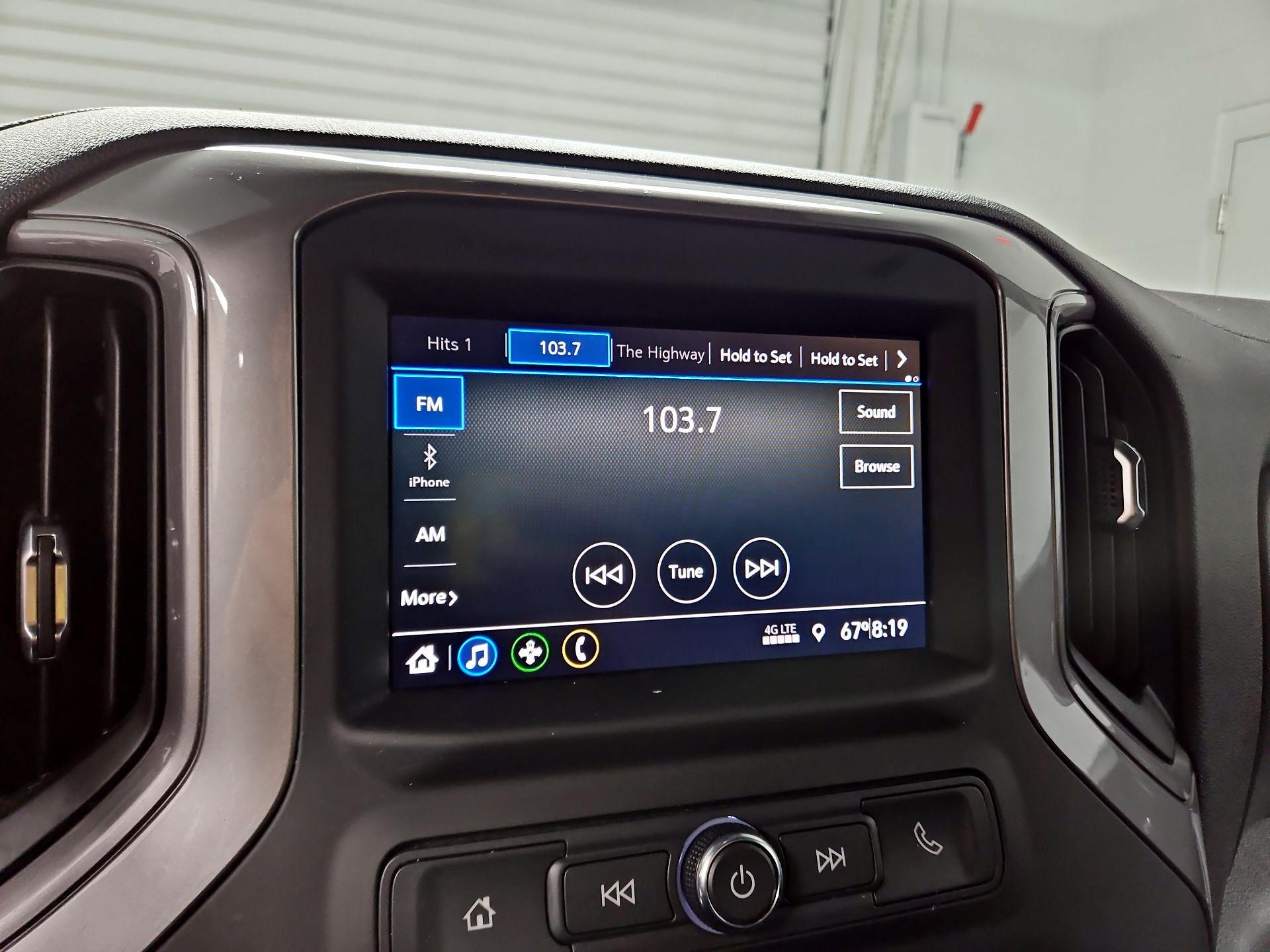 Thumbnail: 2021 Chevrolet Silverado 1500 - 15