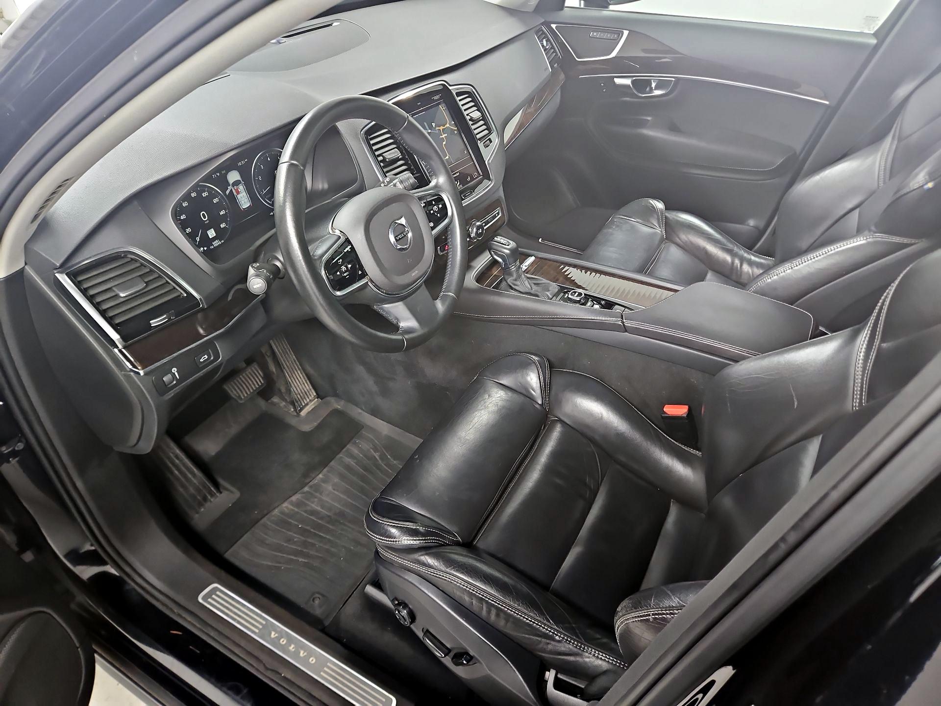 Thumbnail: 2017 Volvo XC90 - 11