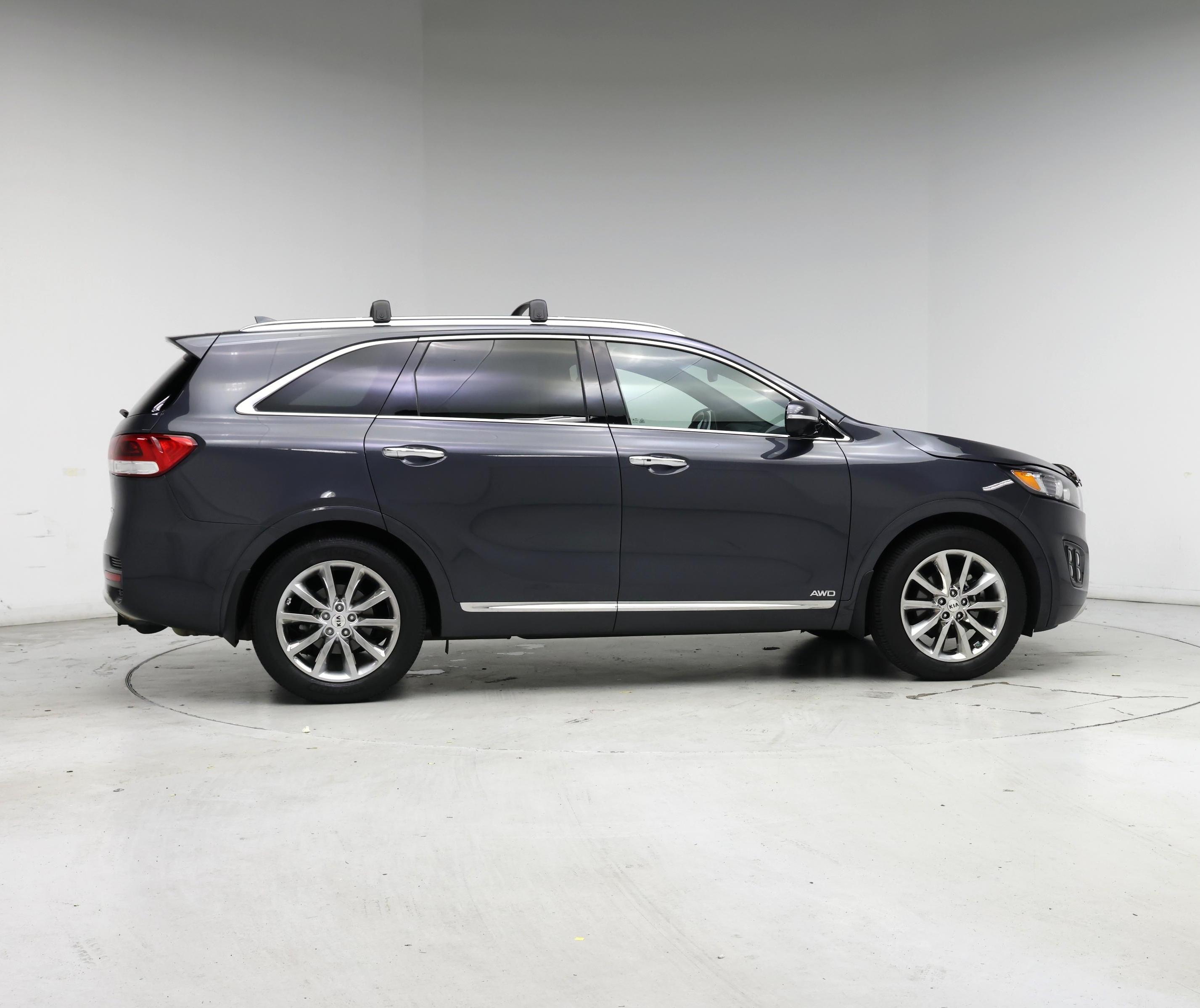 Thumbnail: 2017 Kia Sorento - 7