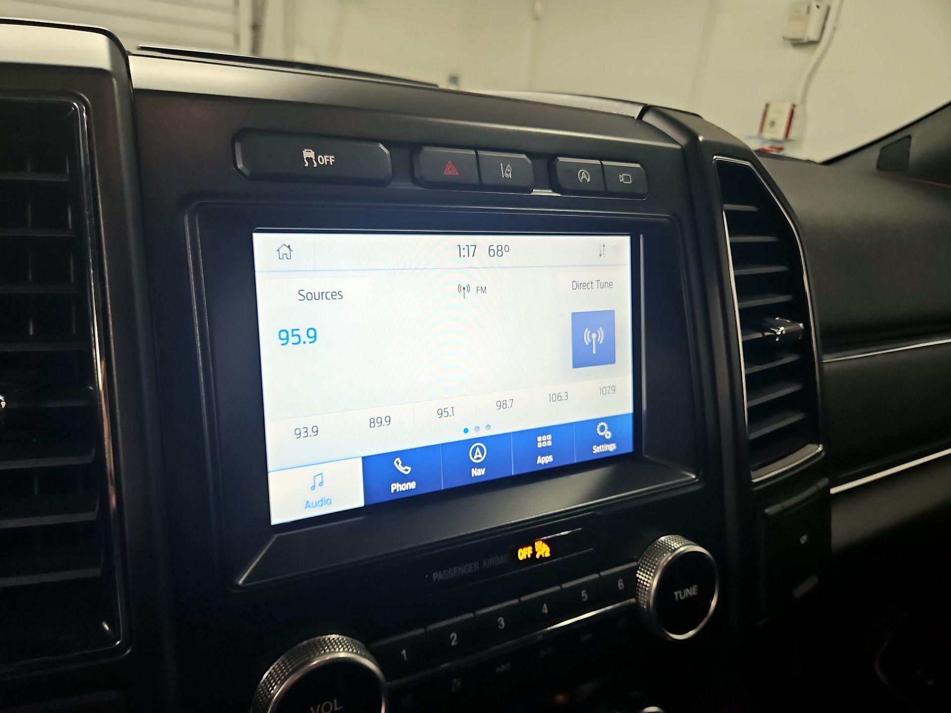 Thumbnail: 2021 Ford Expedition - 16