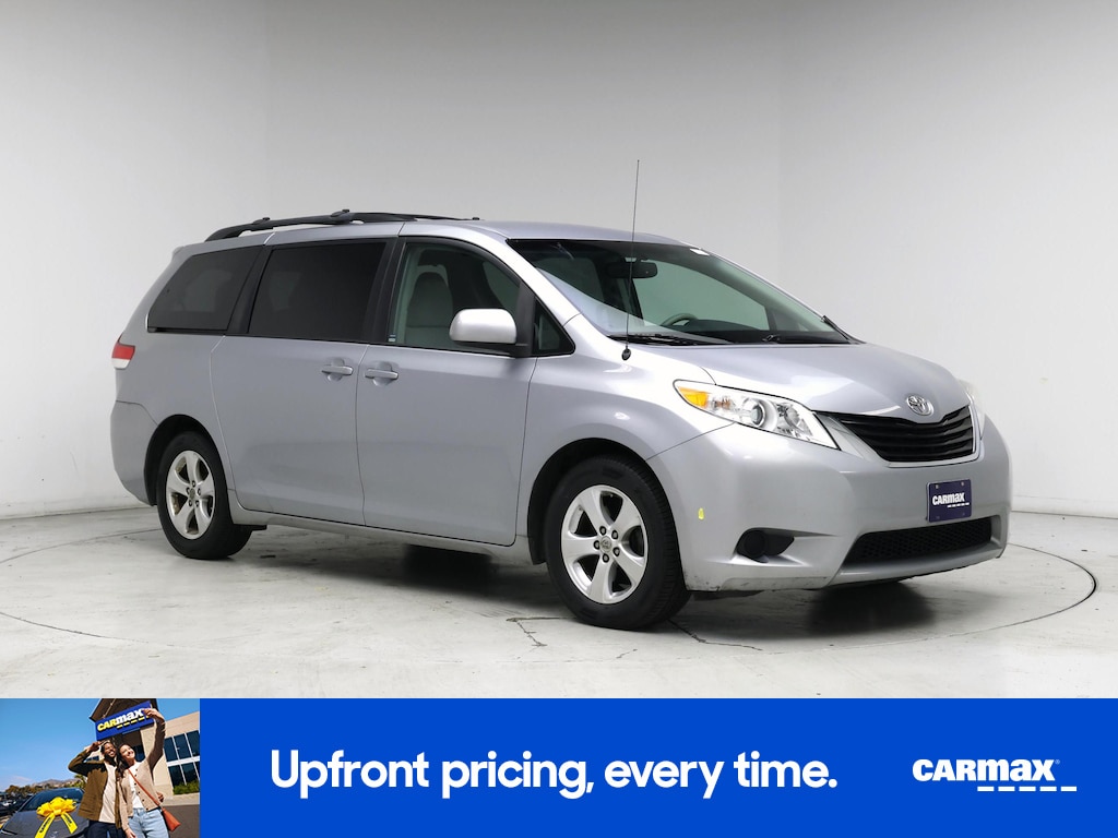 2014 Toyota Sienna LE