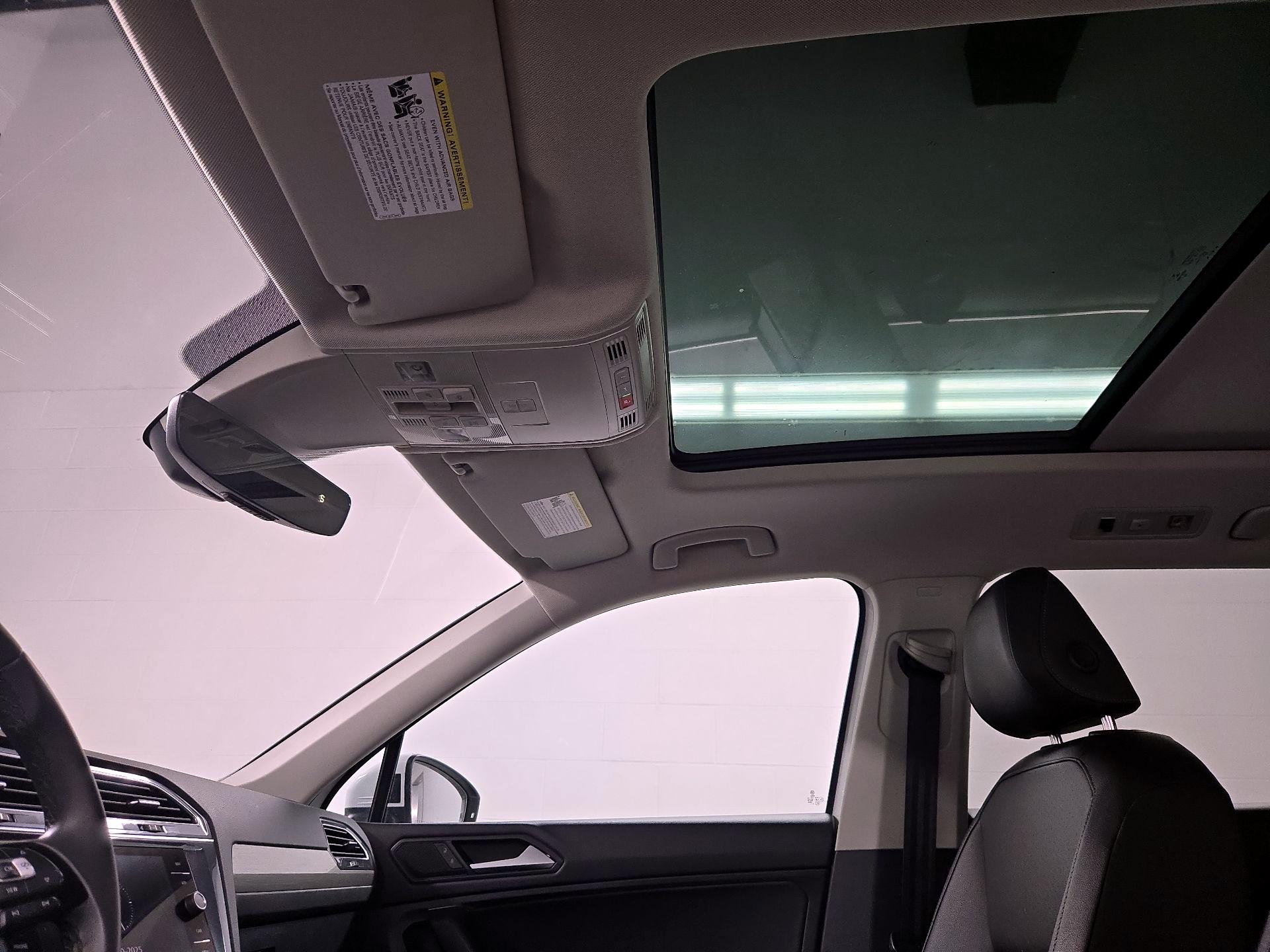 Thumbnail: 2020 Volkswagen Tiguan - 19