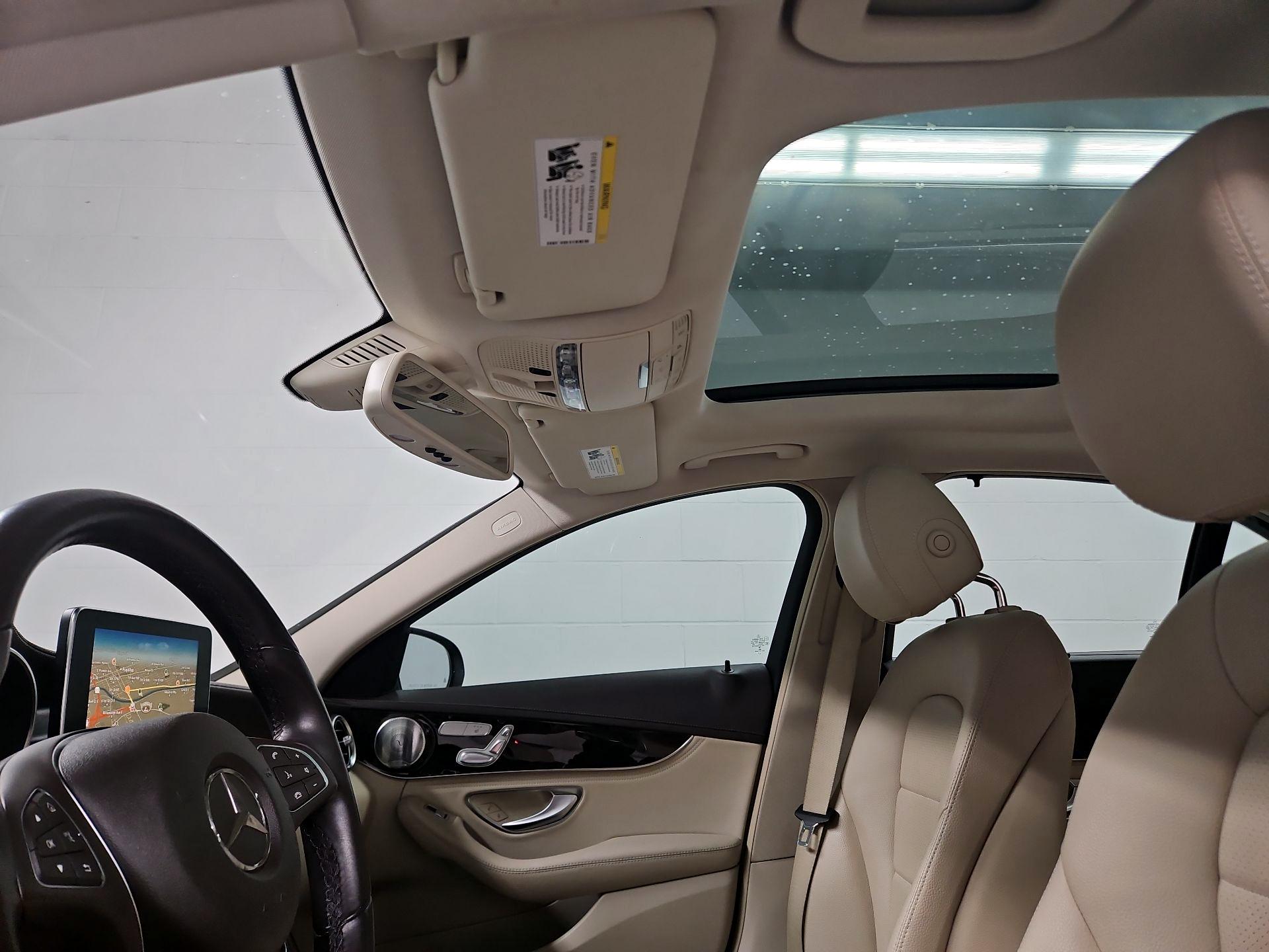 Thumbnail: 2015 Mercedes-Benz C-Class - 20