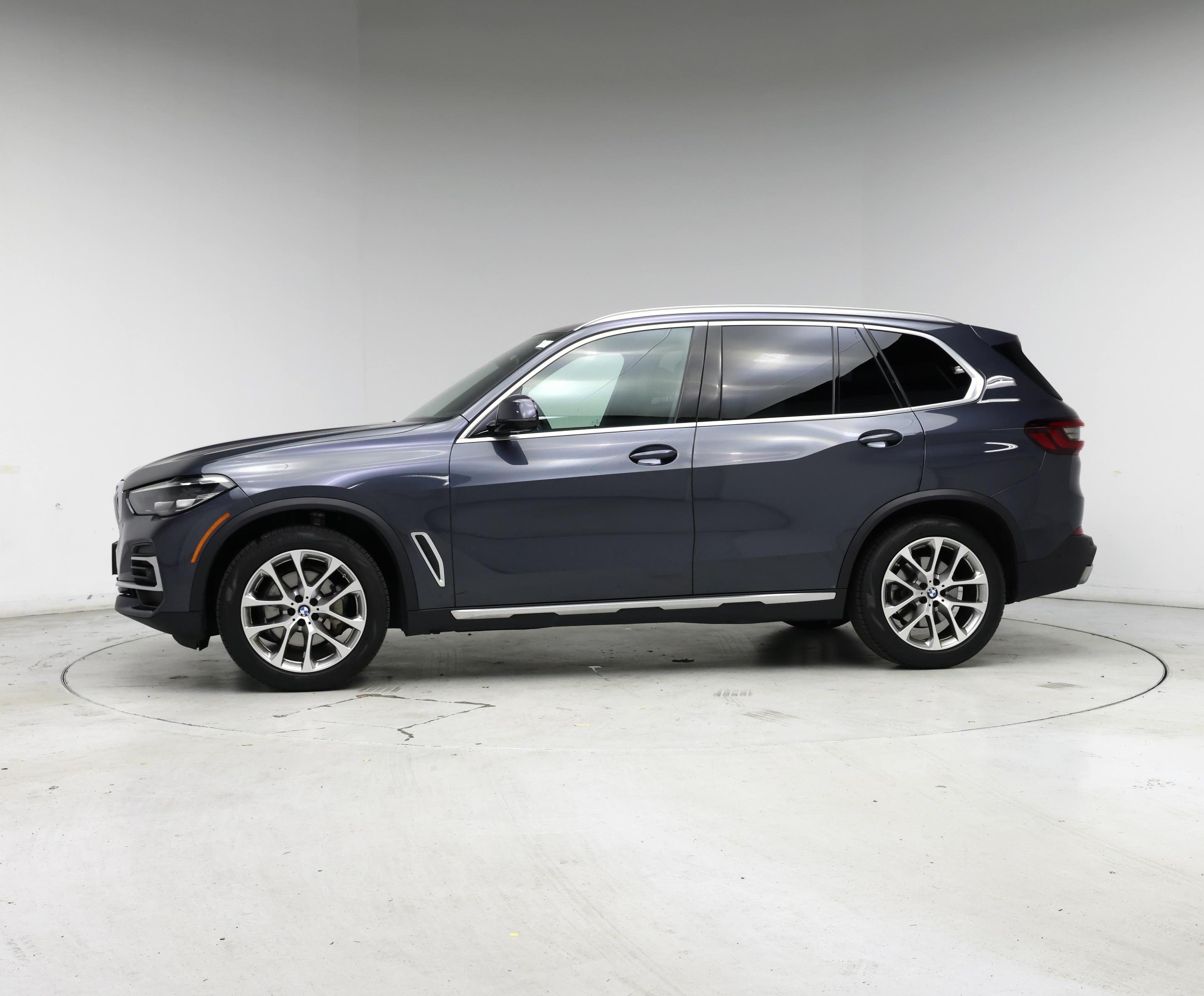 Thumbnail: 2022 BMW X5 - 3