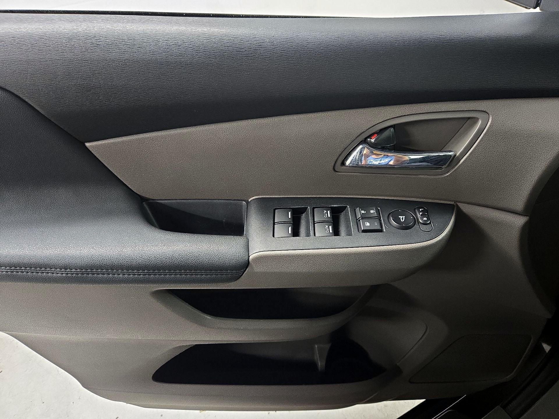 Thumbnail: 2016 Honda Odyssey - 12