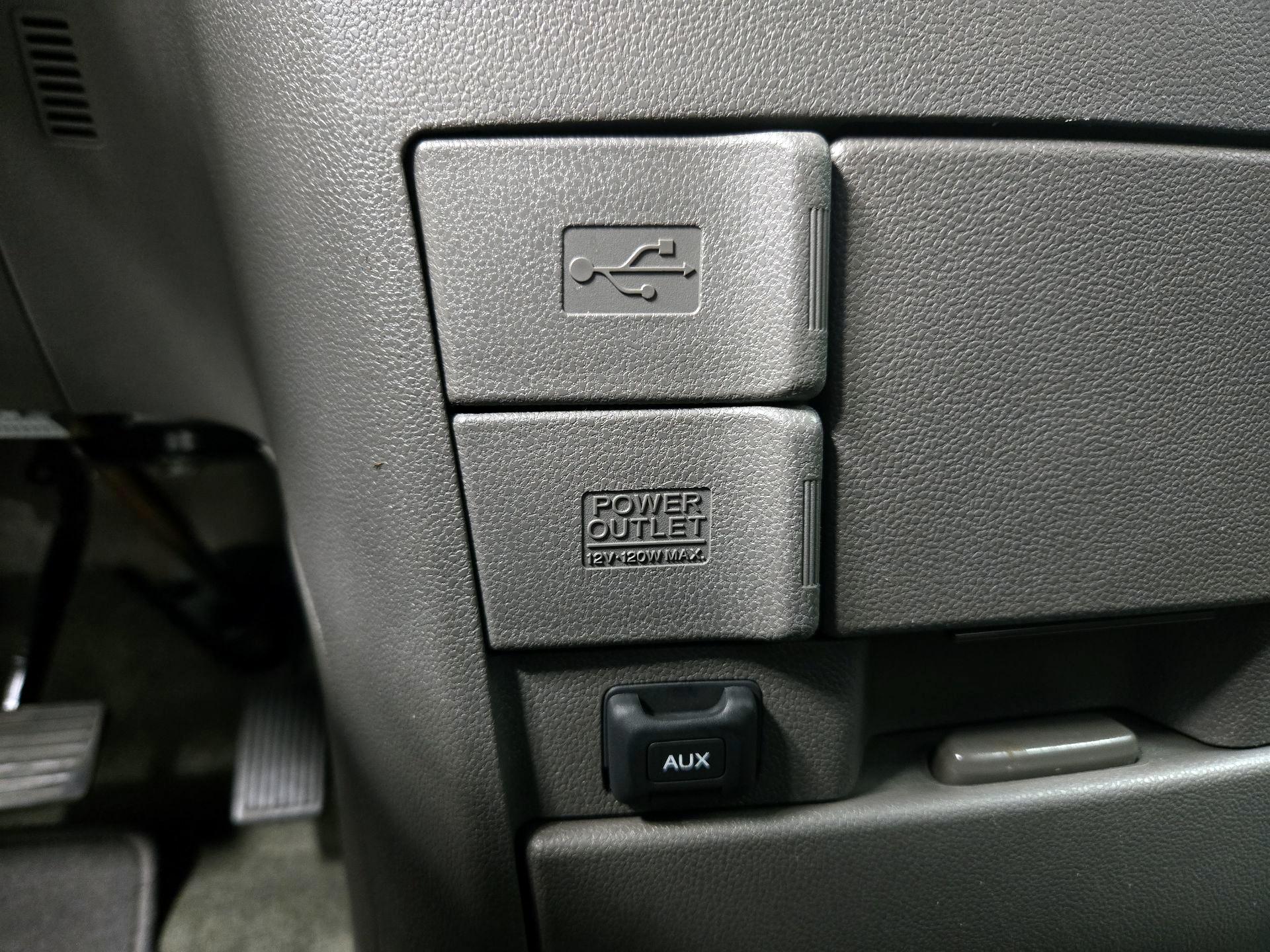 Thumbnail: 2016 Honda Odyssey - 18