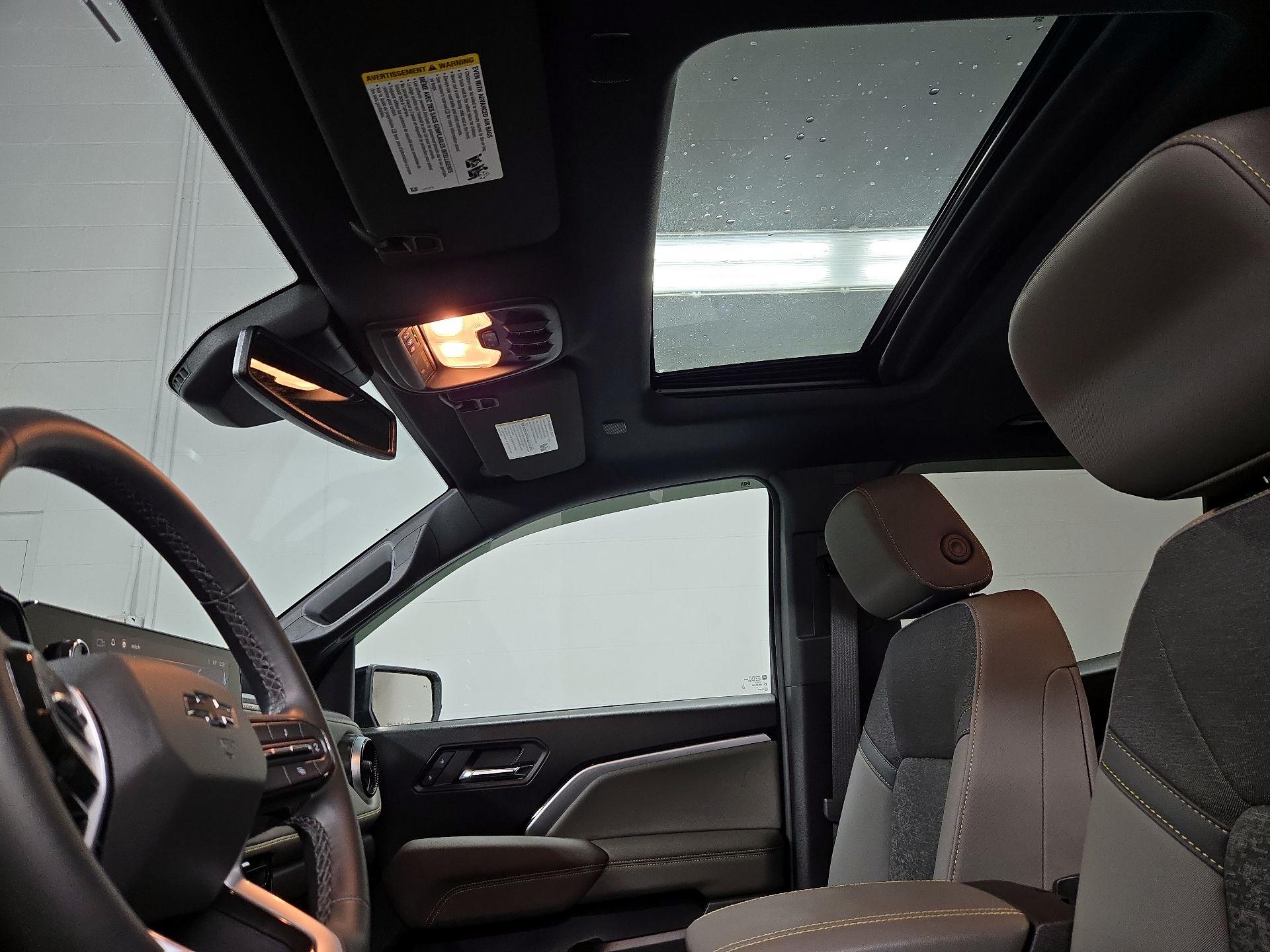 Thumbnail: 2024 Chevrolet Colorado - 20