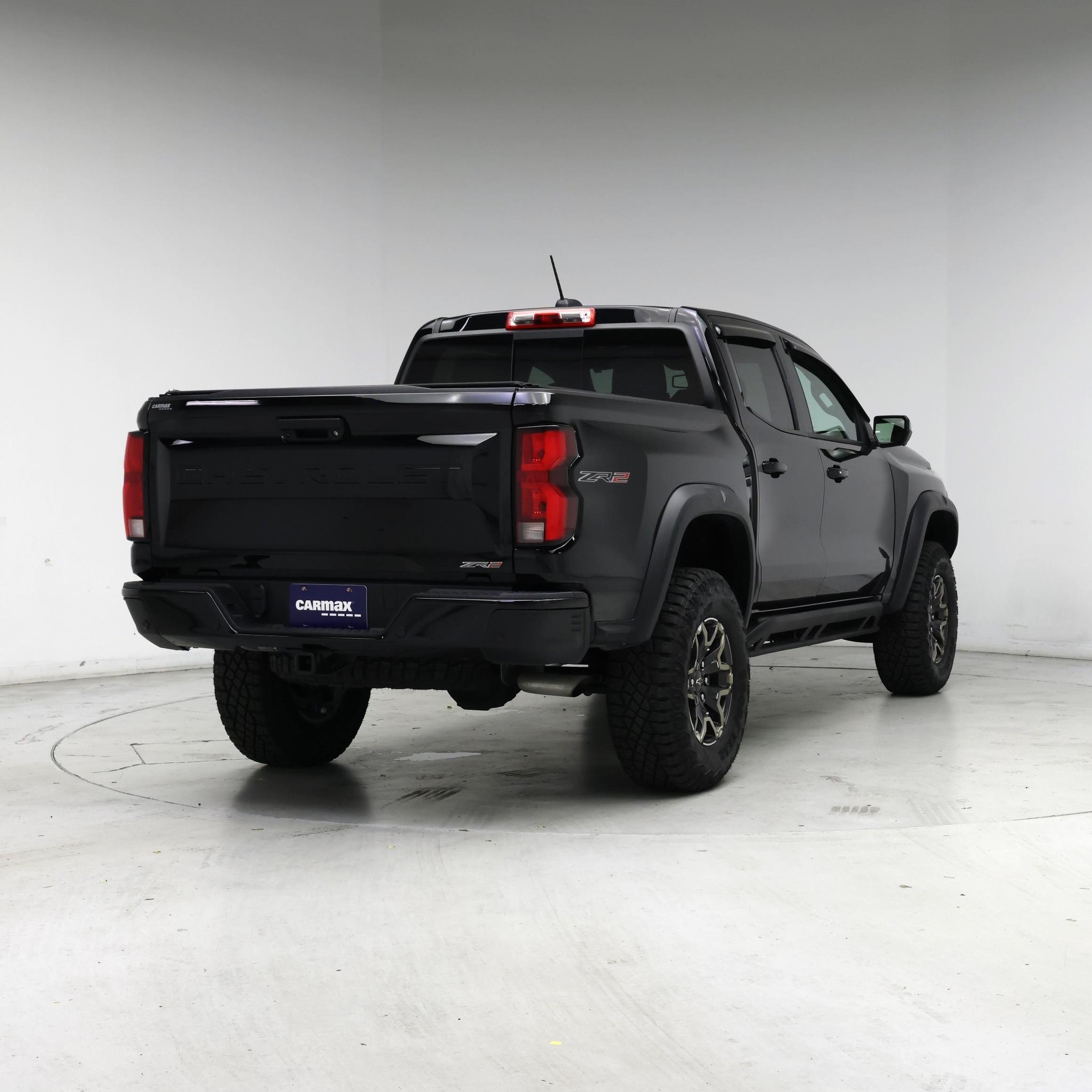 Thumbnail: 2024 Chevrolet Colorado - 8
