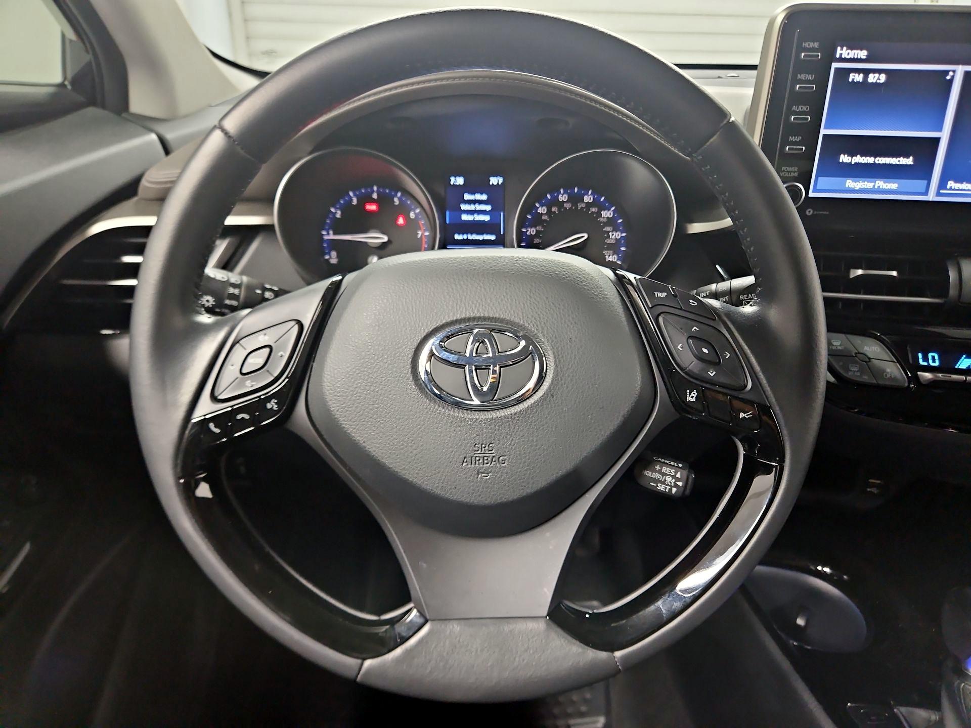 Thumbnail: 2021 Toyota C-HR - 10