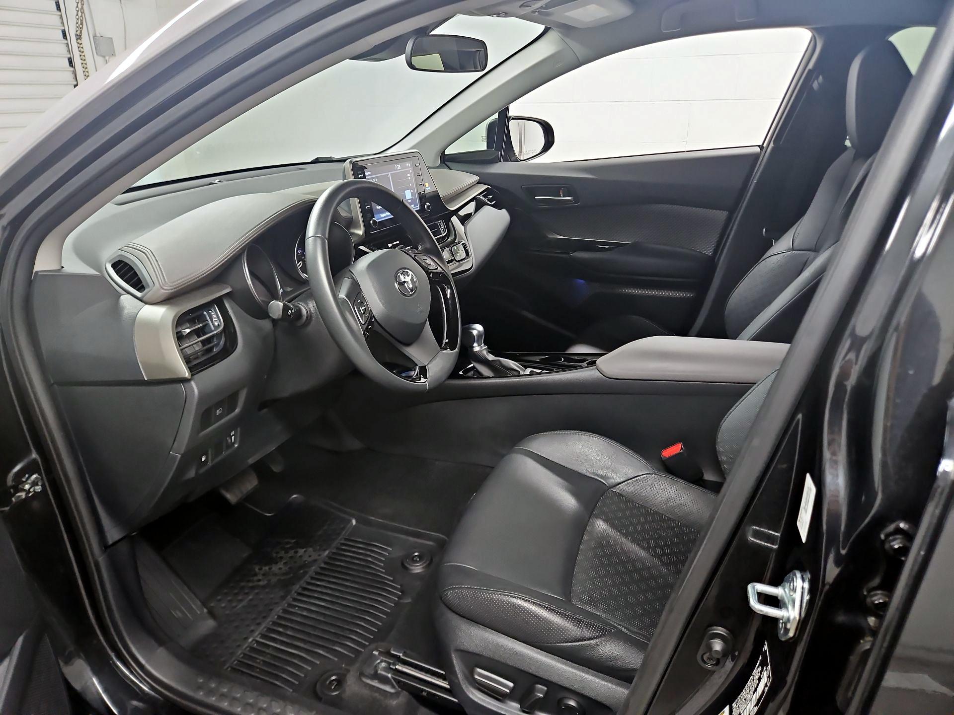 Thumbnail: 2021 Toyota C-HR - 11