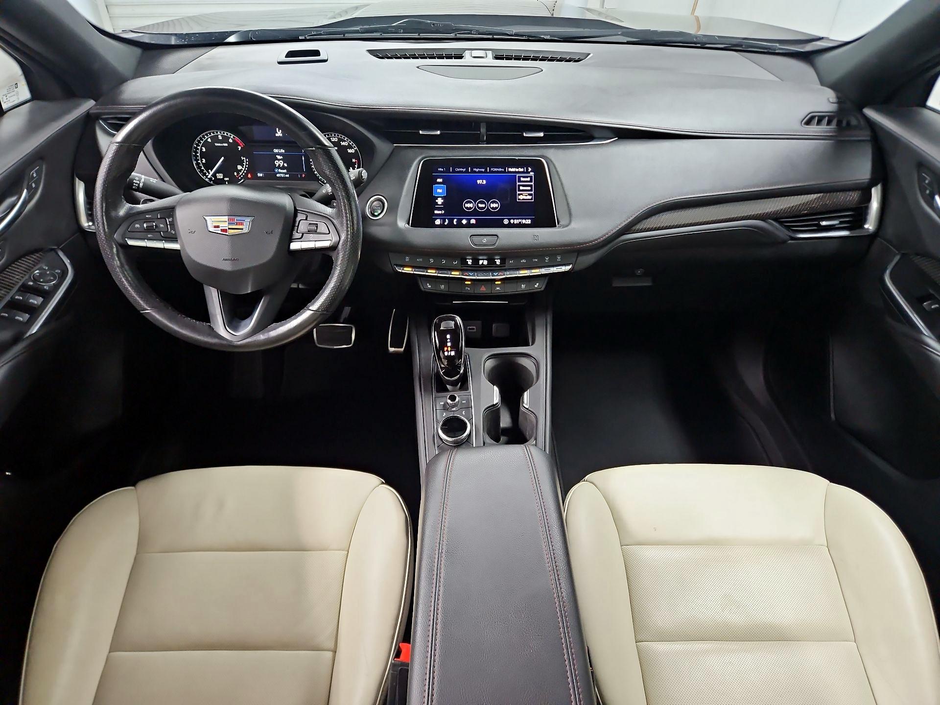 Thumbnail: 2020 Cadillac XT4 - 9