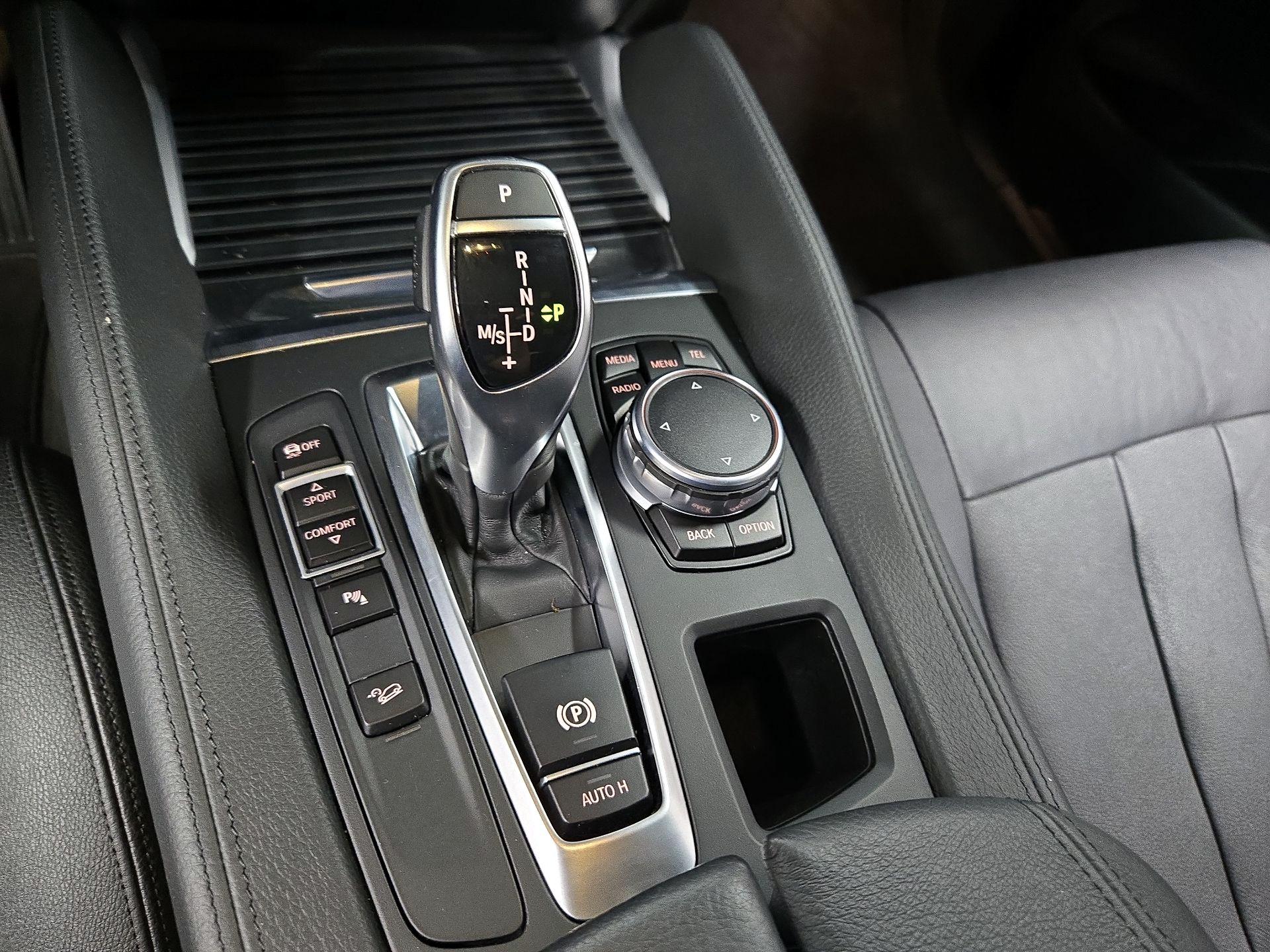 Thumbnail: 2016 BMW X6 - 18