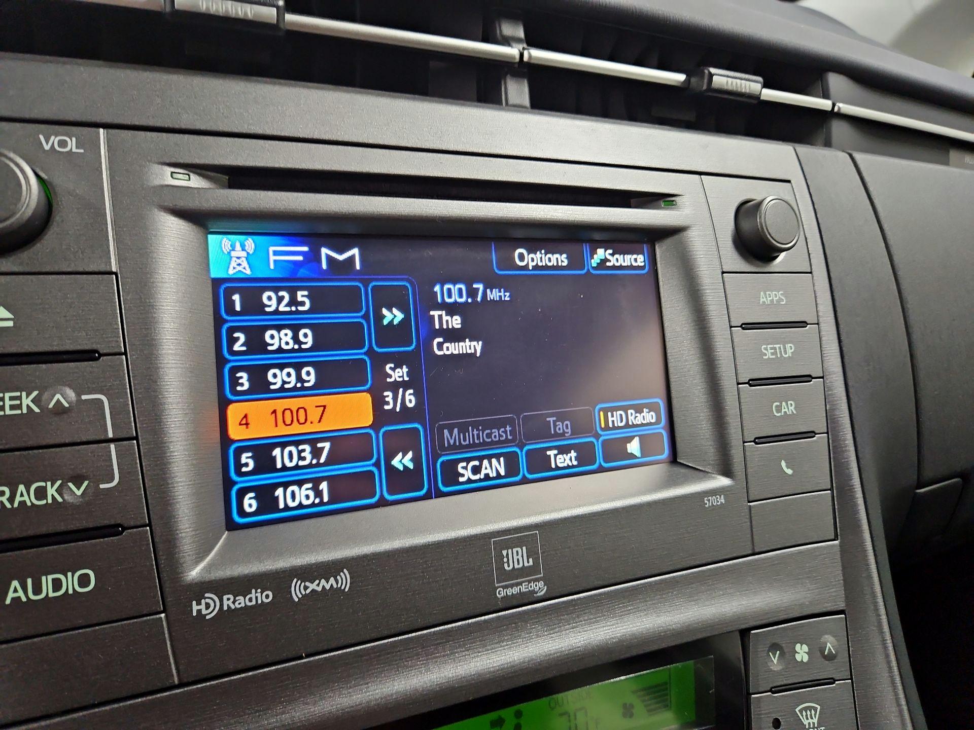 Thumbnail: 2014 Toyota Prius - 15