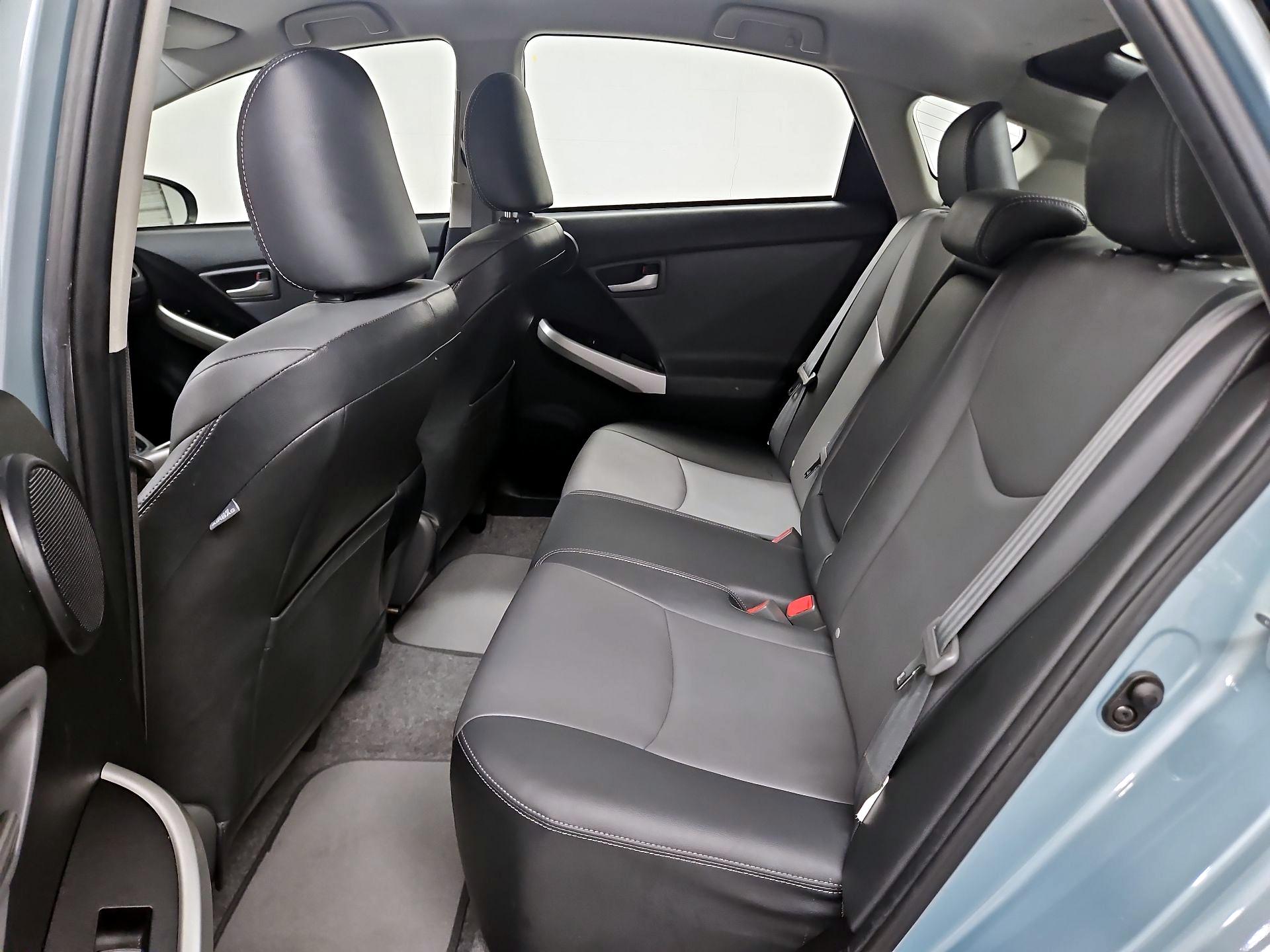 Thumbnail: 2014 Toyota Prius - 19