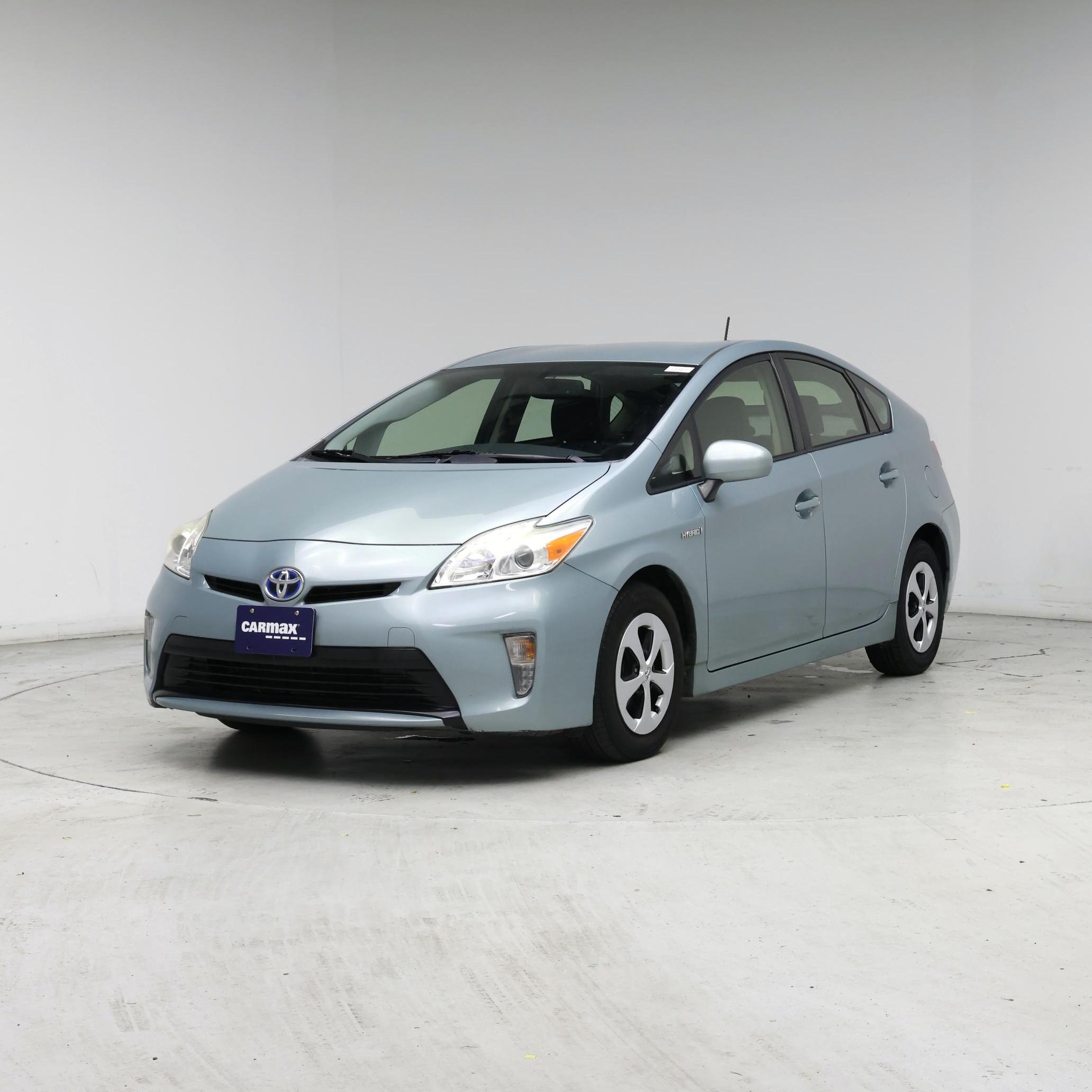 Thumbnail: 2014 Toyota Prius - 4