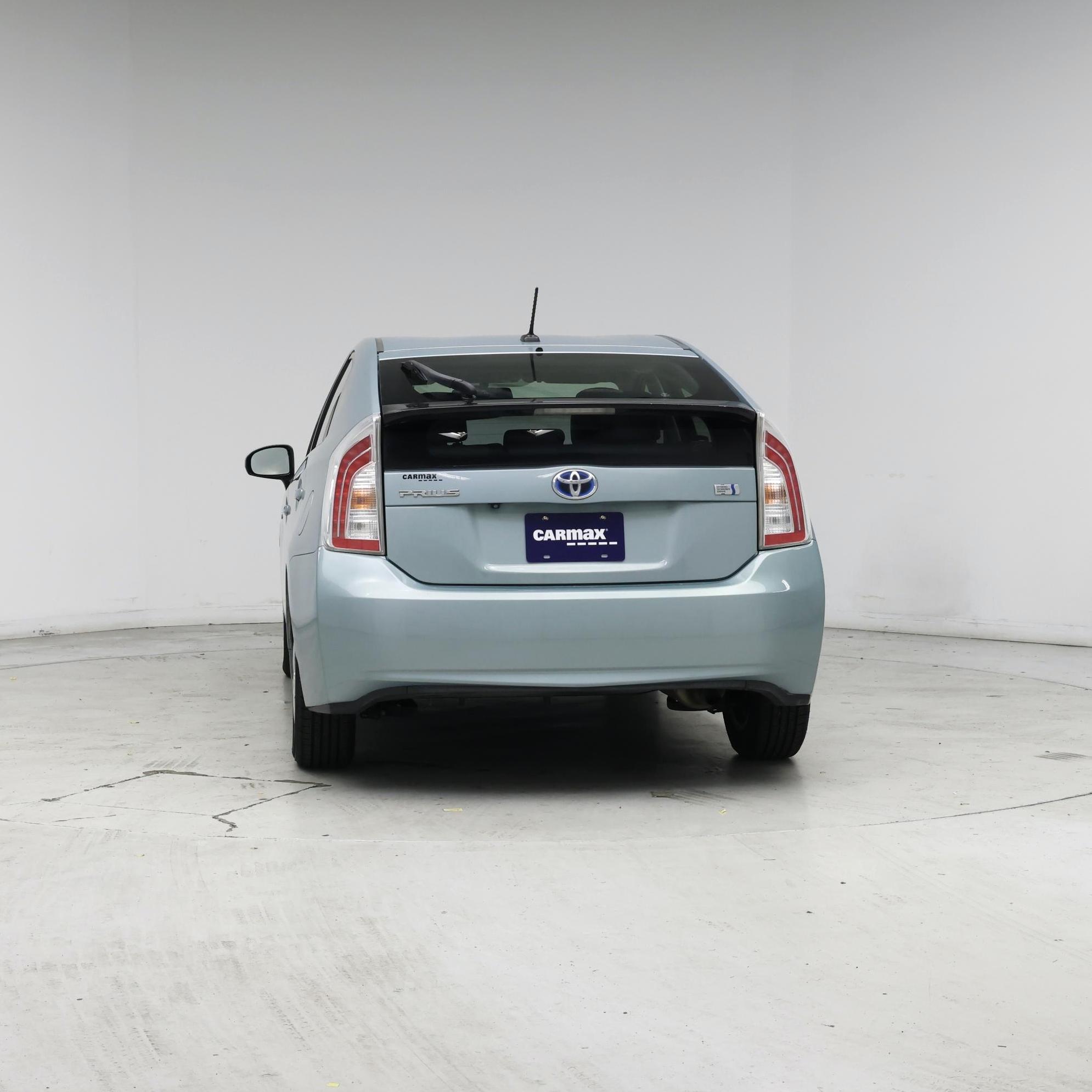 Thumbnail: 2014 Toyota Prius - 6