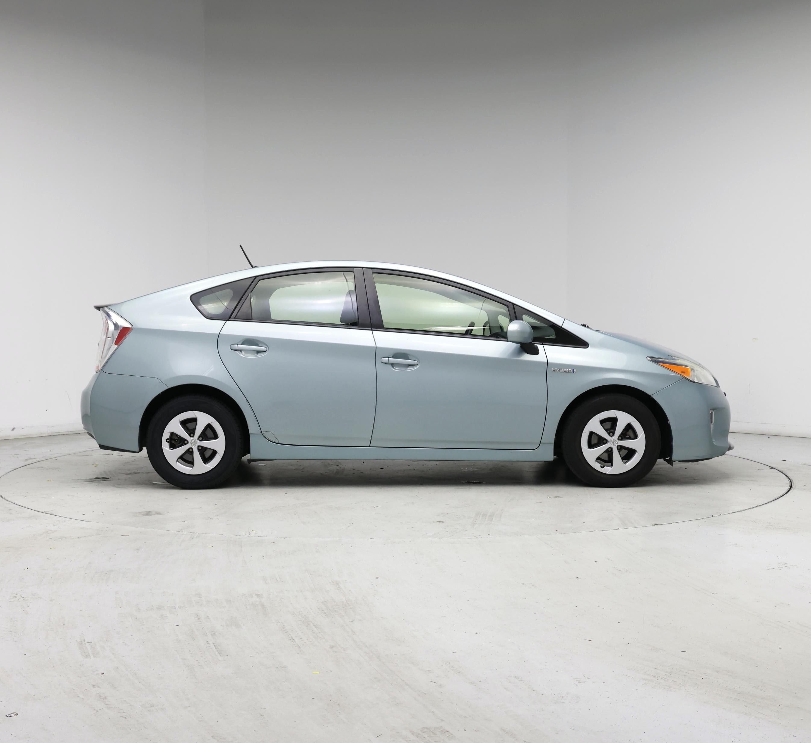 Thumbnail: 2014 Toyota Prius - 7