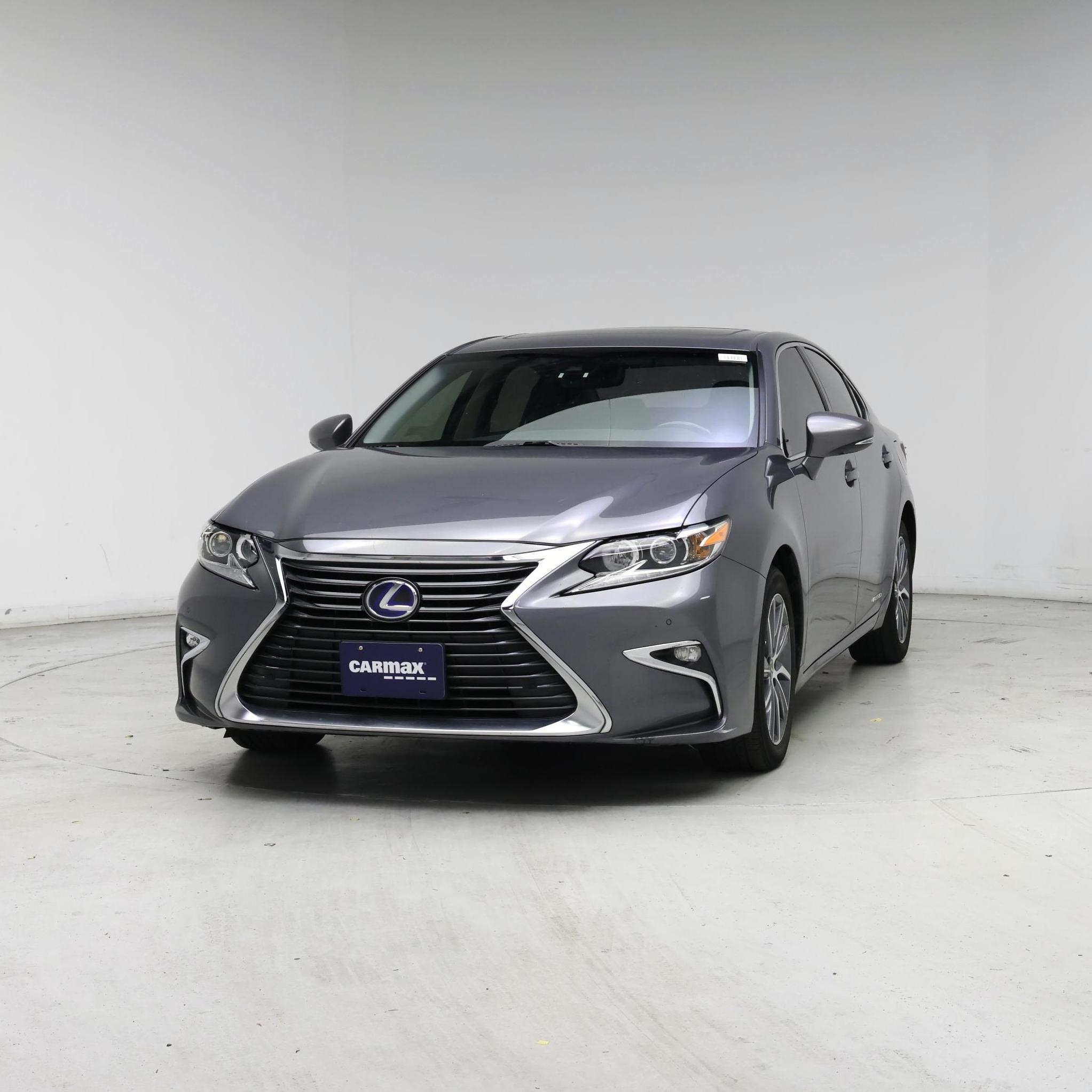 Thumbnail: 2016 Lexus ES - 4