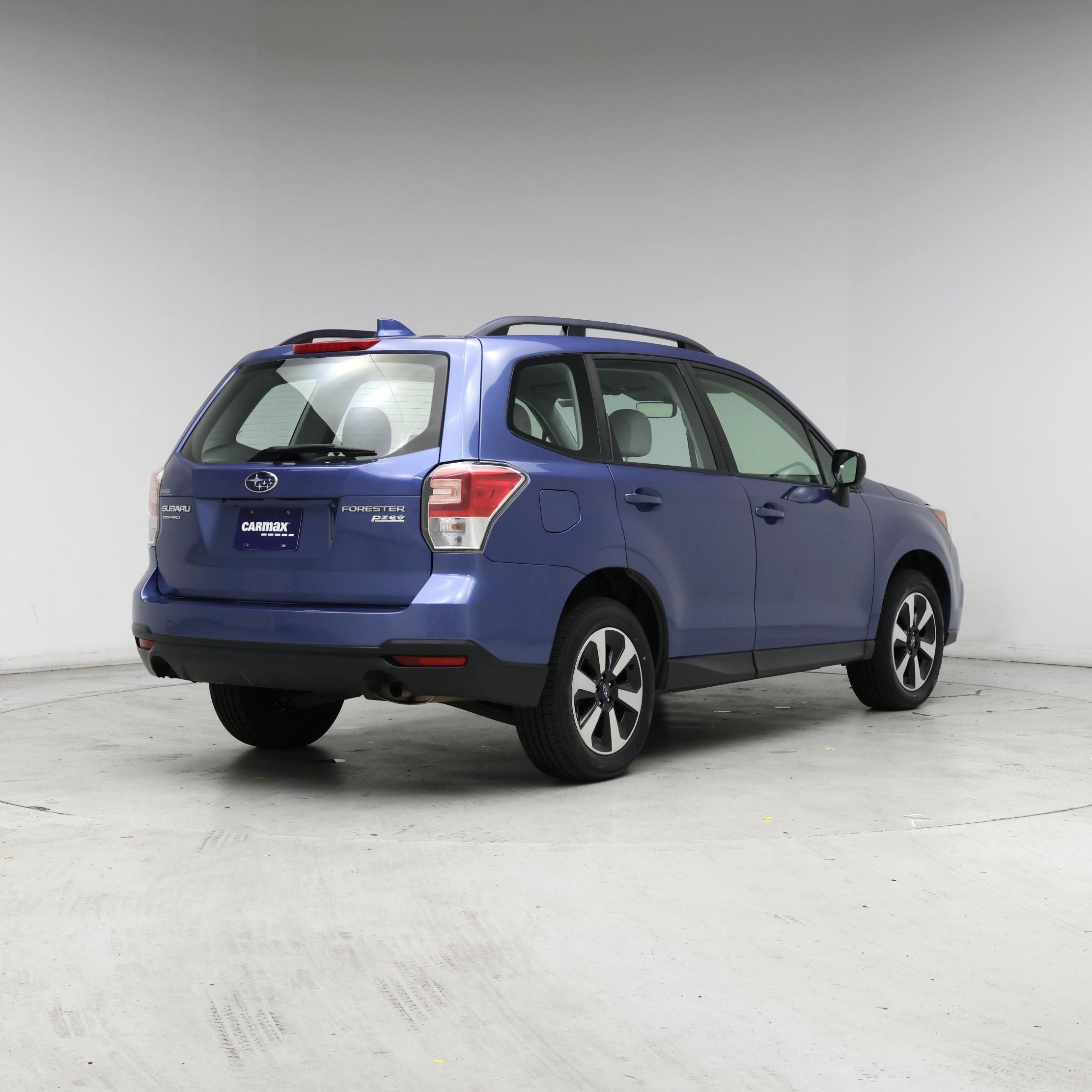 Thumbnail: 2017 Subaru Forester - 8