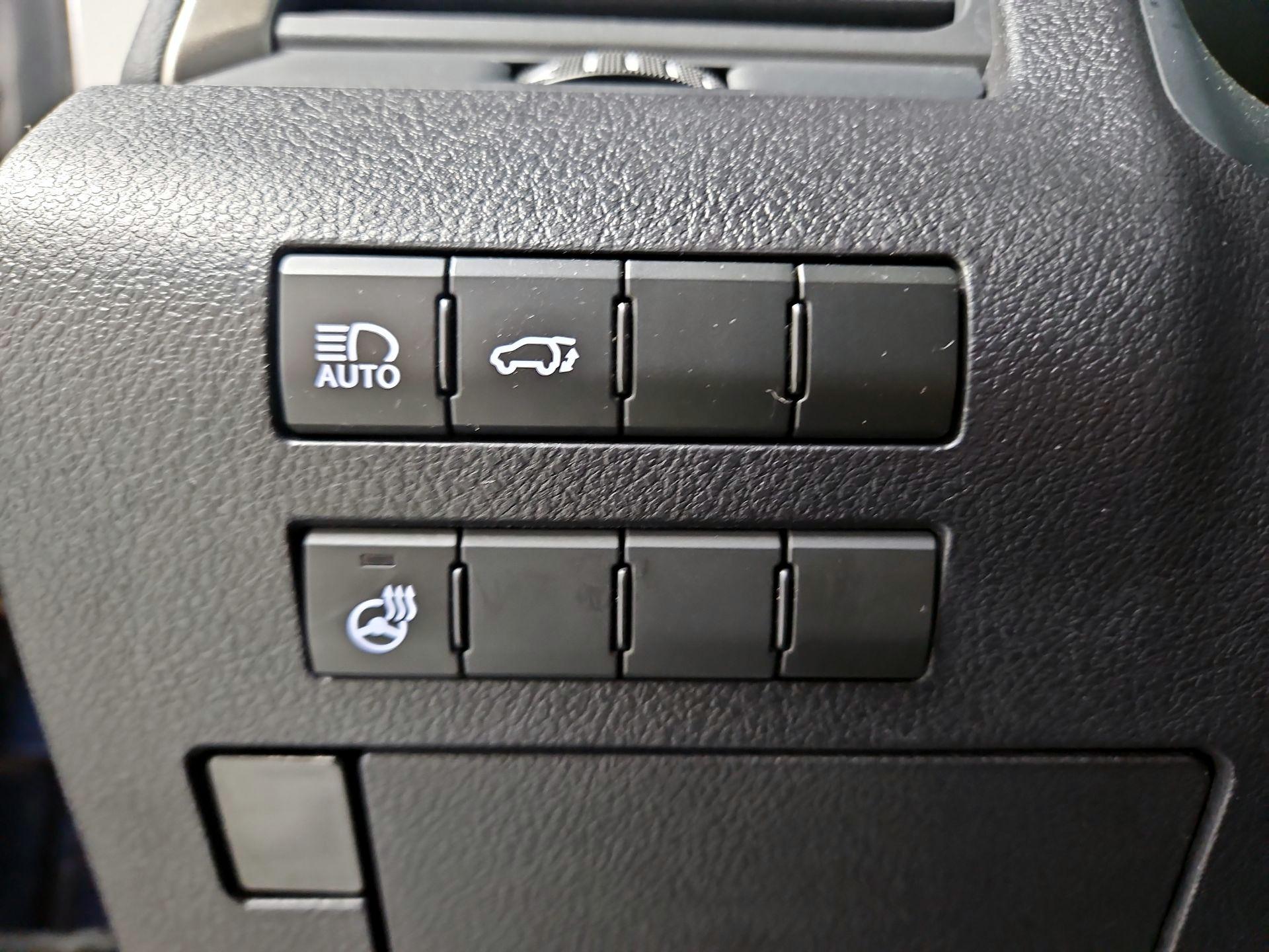 Thumbnail: 2019 Lexus RX - 13