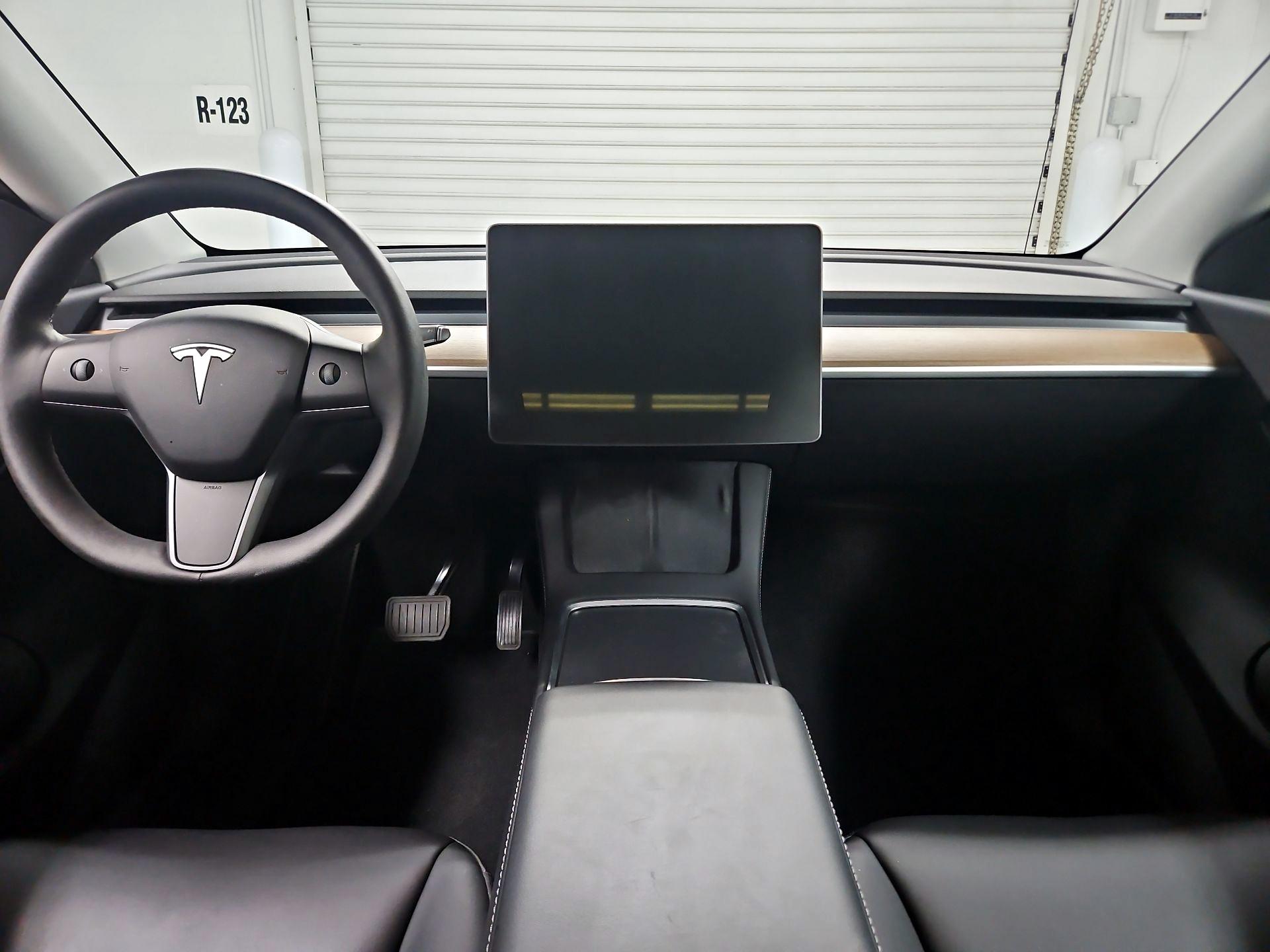 Thumbnail: 2021 Tesla Model Y - 9