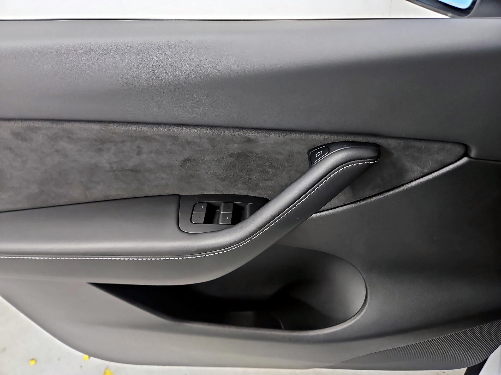 Thumbnail: 2021 Tesla Model Y - 12