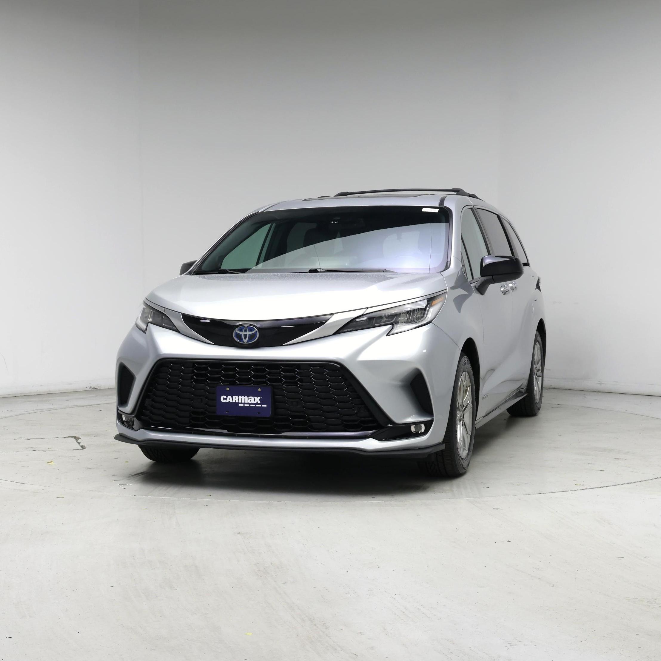 Thumbnail: 2021 Toyota Sienna - 4
