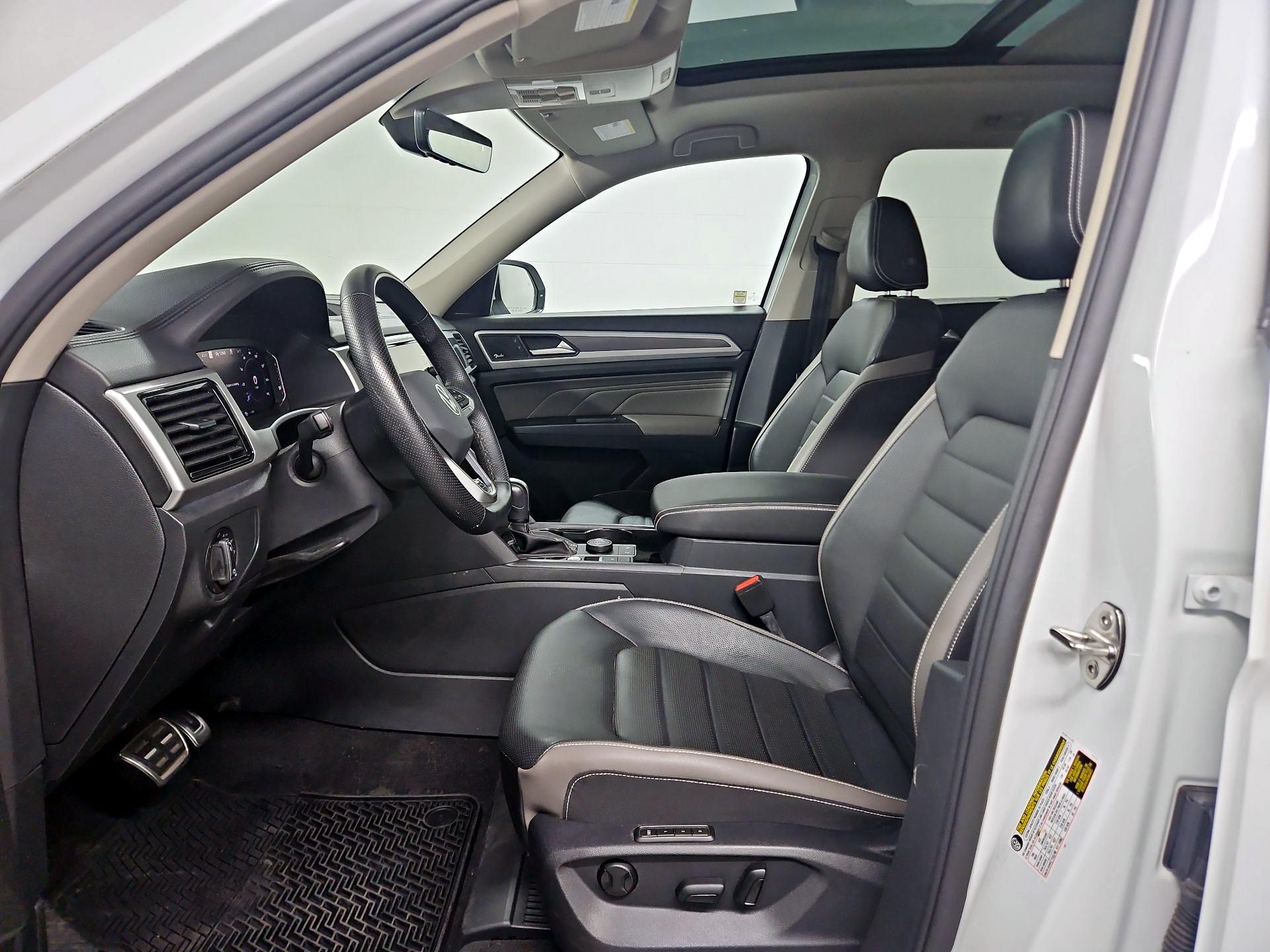 Thumbnail: 2023 Volkswagen Atlas - 11